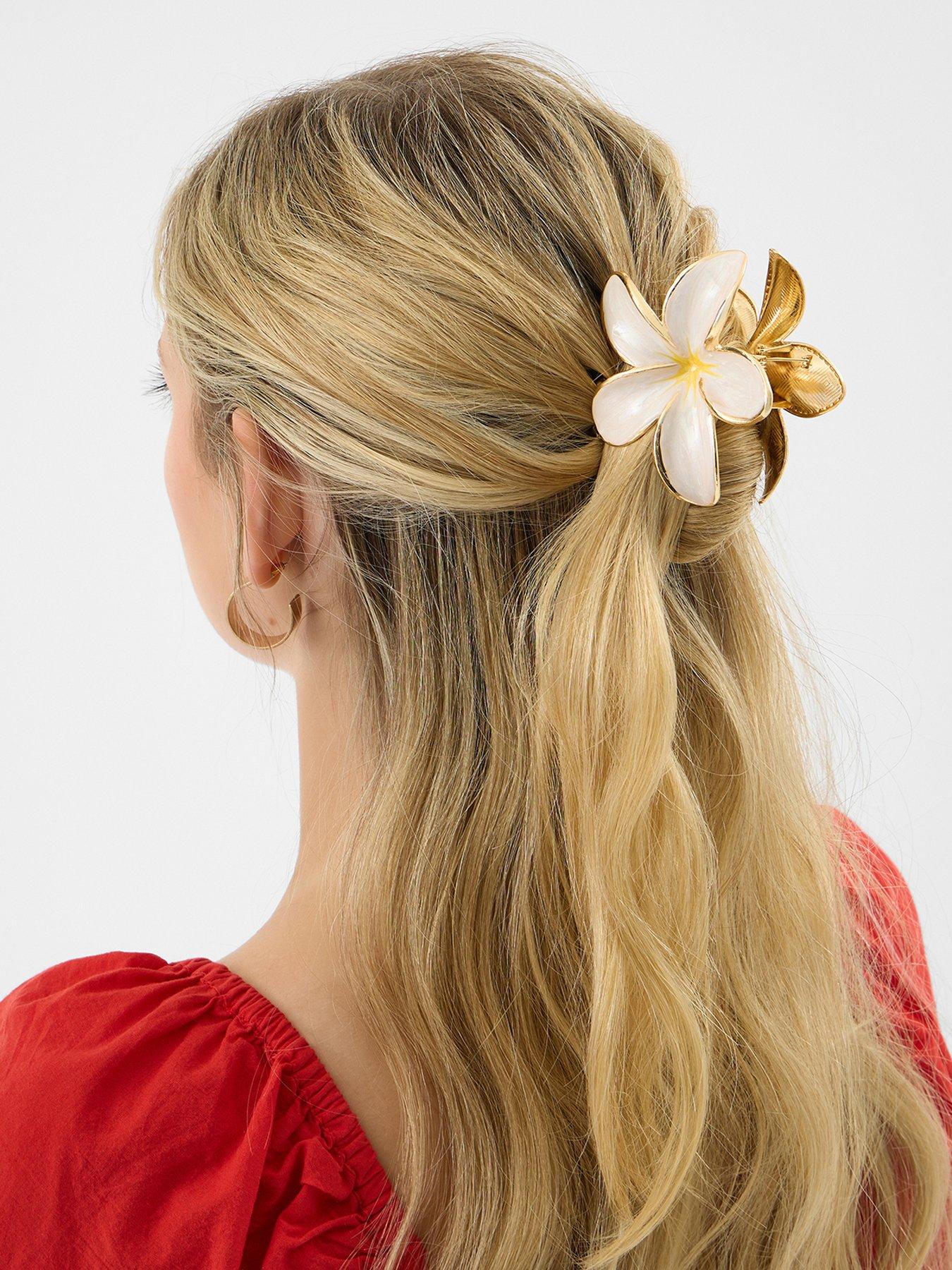  image of accessorize-enamel-flower-claw-clip-white