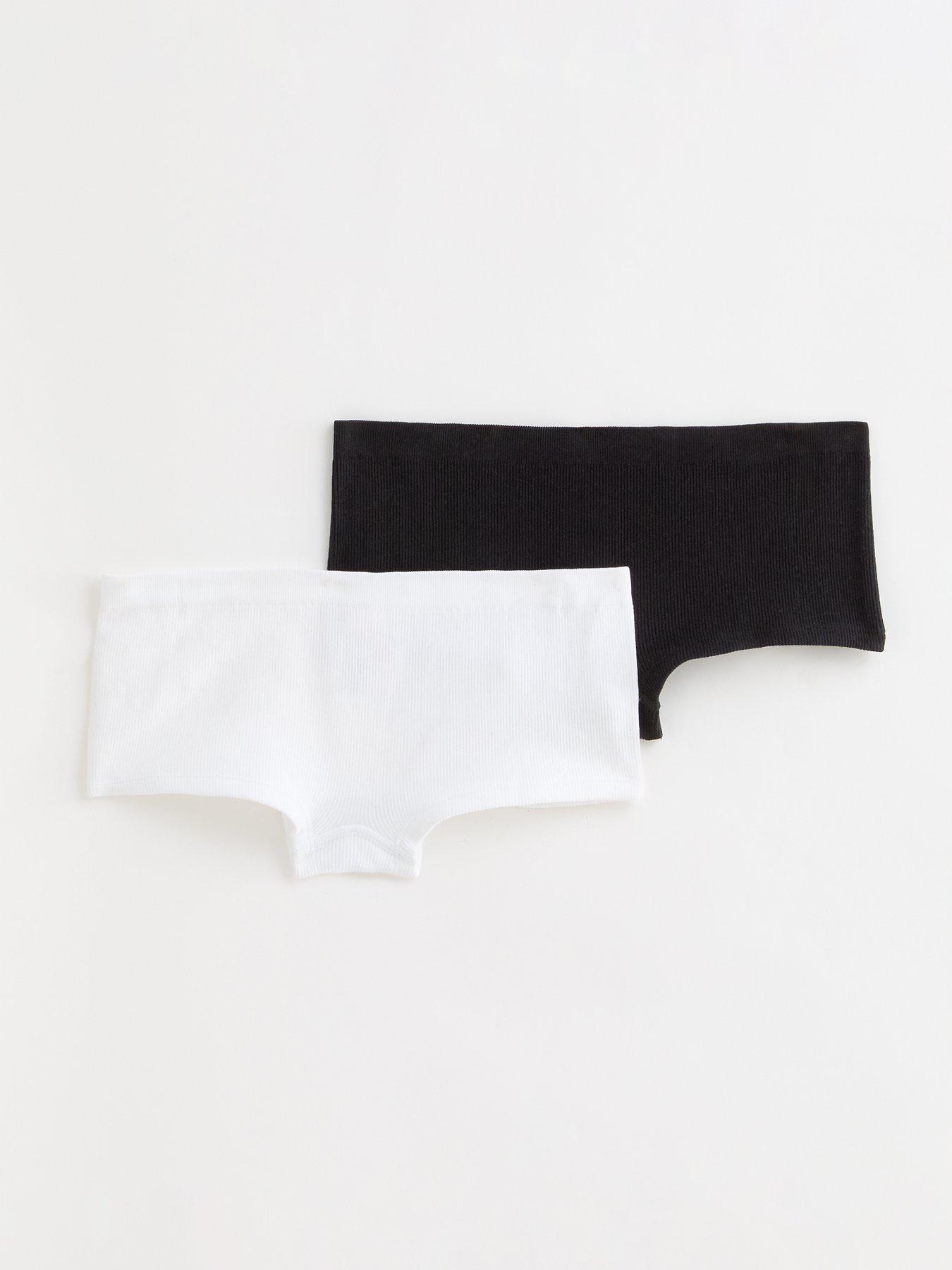 undefined Girls Pack Of 2 Black And White Ribbed Seamless Shorts
