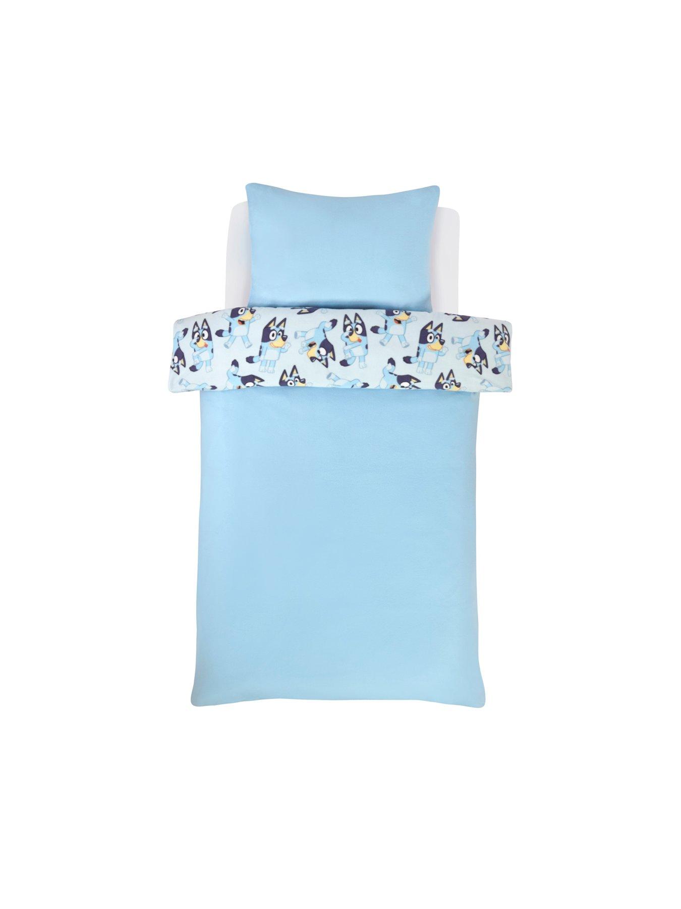 Image 4 of 6 of Bluey Mischief Fleece Single Rotary Duvet