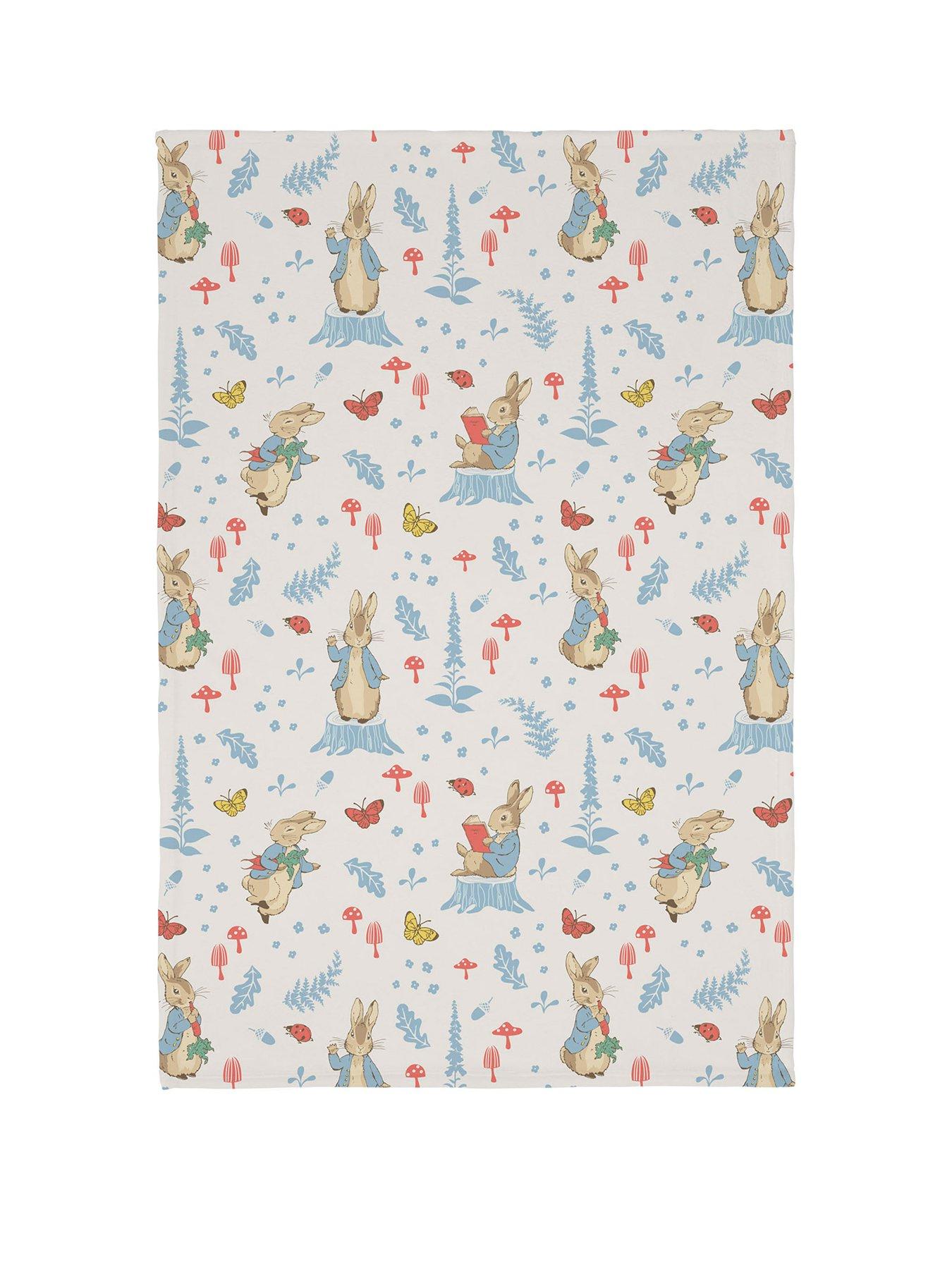 peter-rabbit-forest-life-coral-r-blanket-100x150cm