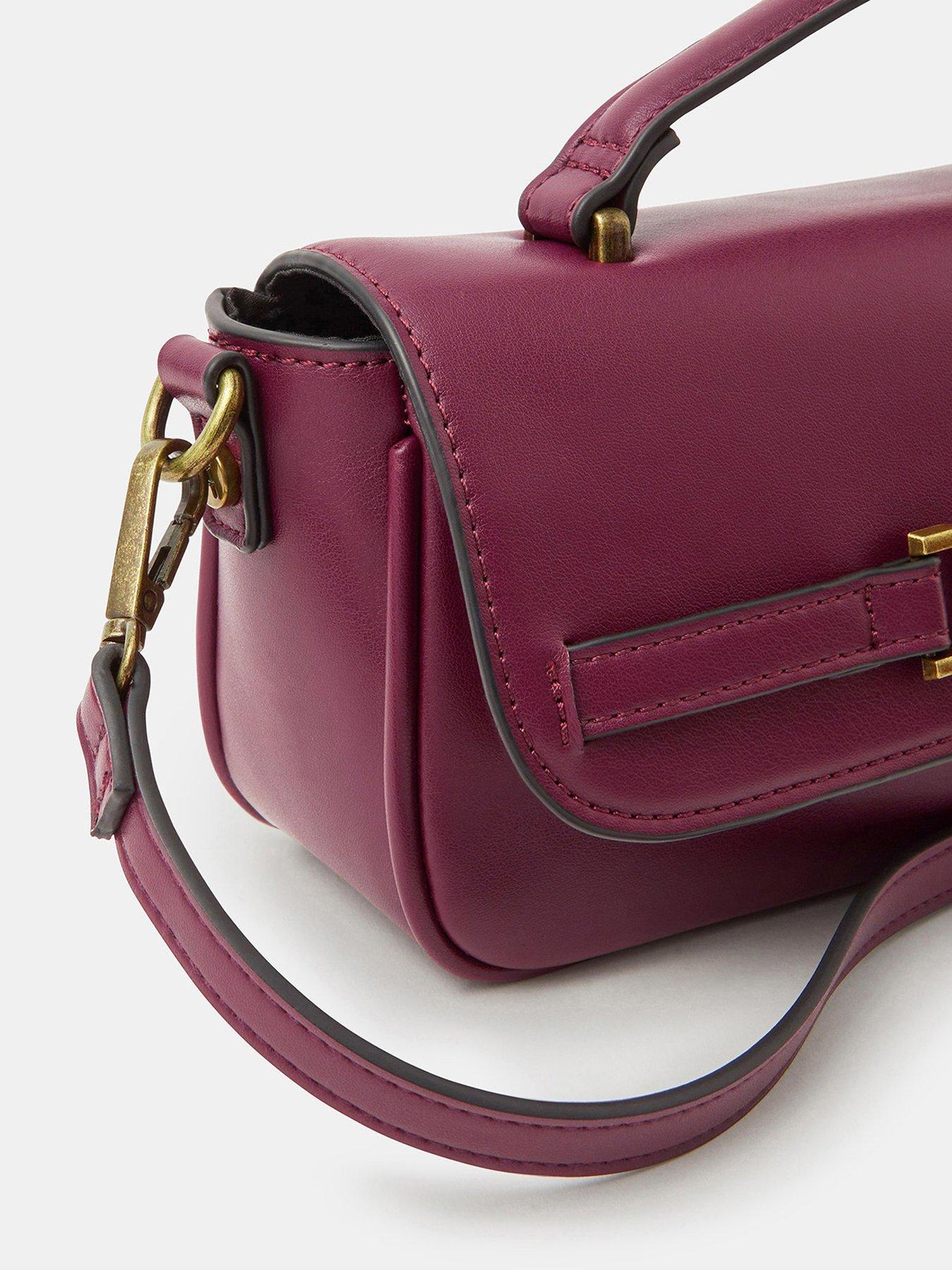 Image 4 of 5 of Accessorize Snaffle Crossbody Bag - Red