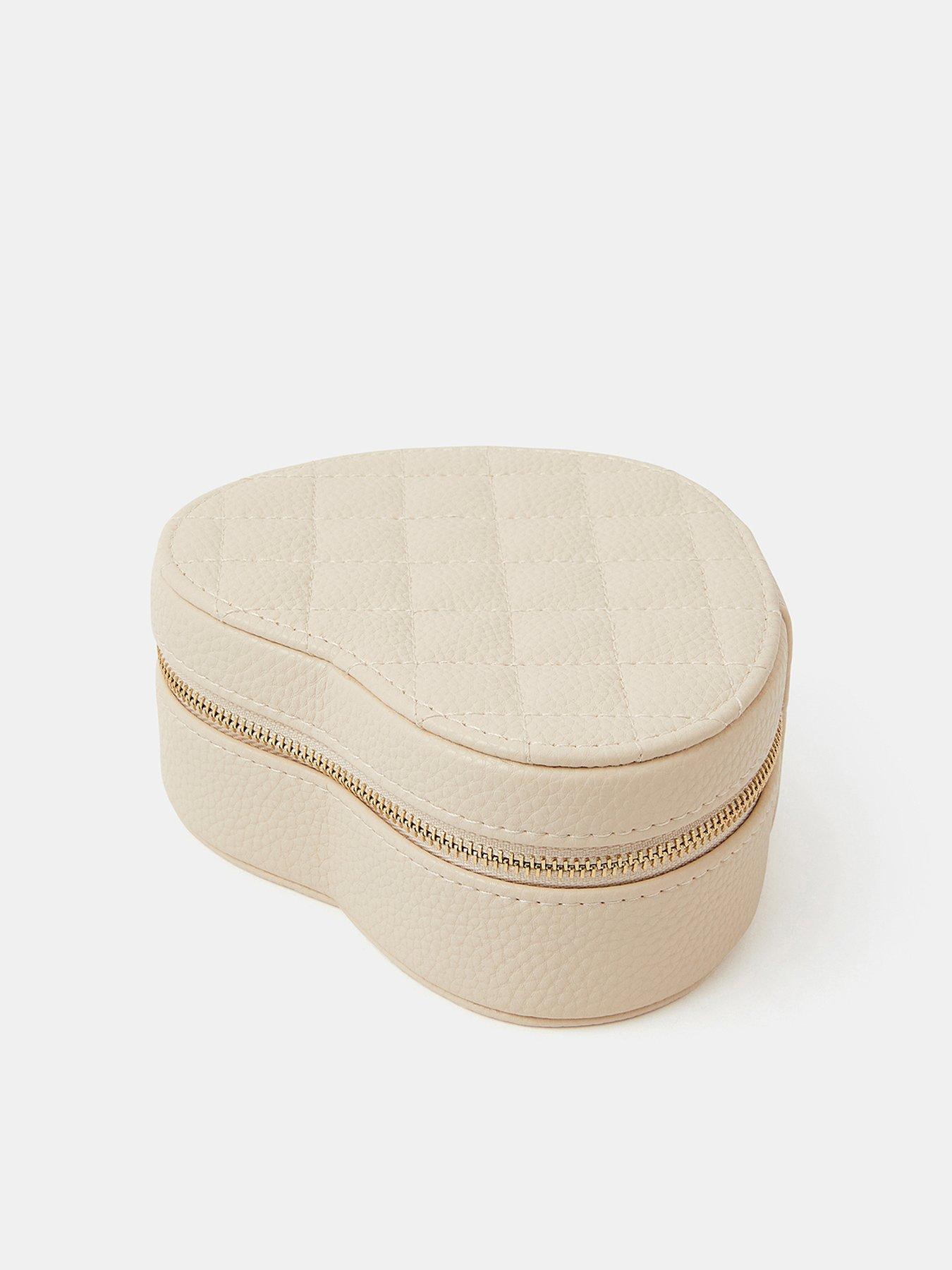 Image 3 of 3 of Accessorize Quilted Heart Travel Jewellery Box - Cream