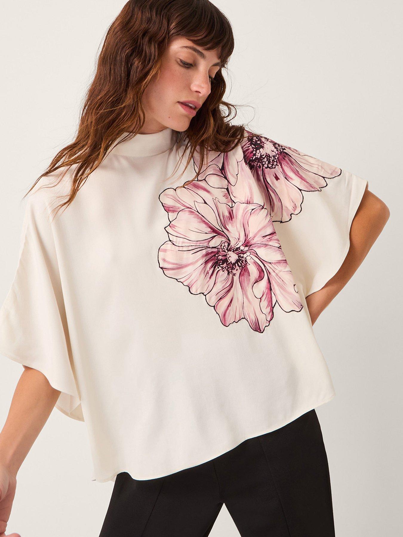 undefined Emilia Flower Top - Cream