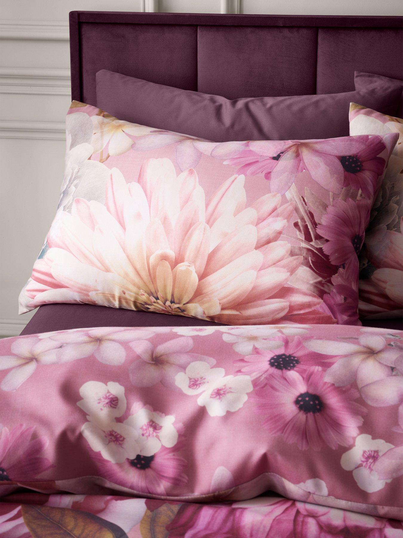 Image 4 of 5 of RHS X Catherine Lansfield Rosemoor Floral Duvet Set