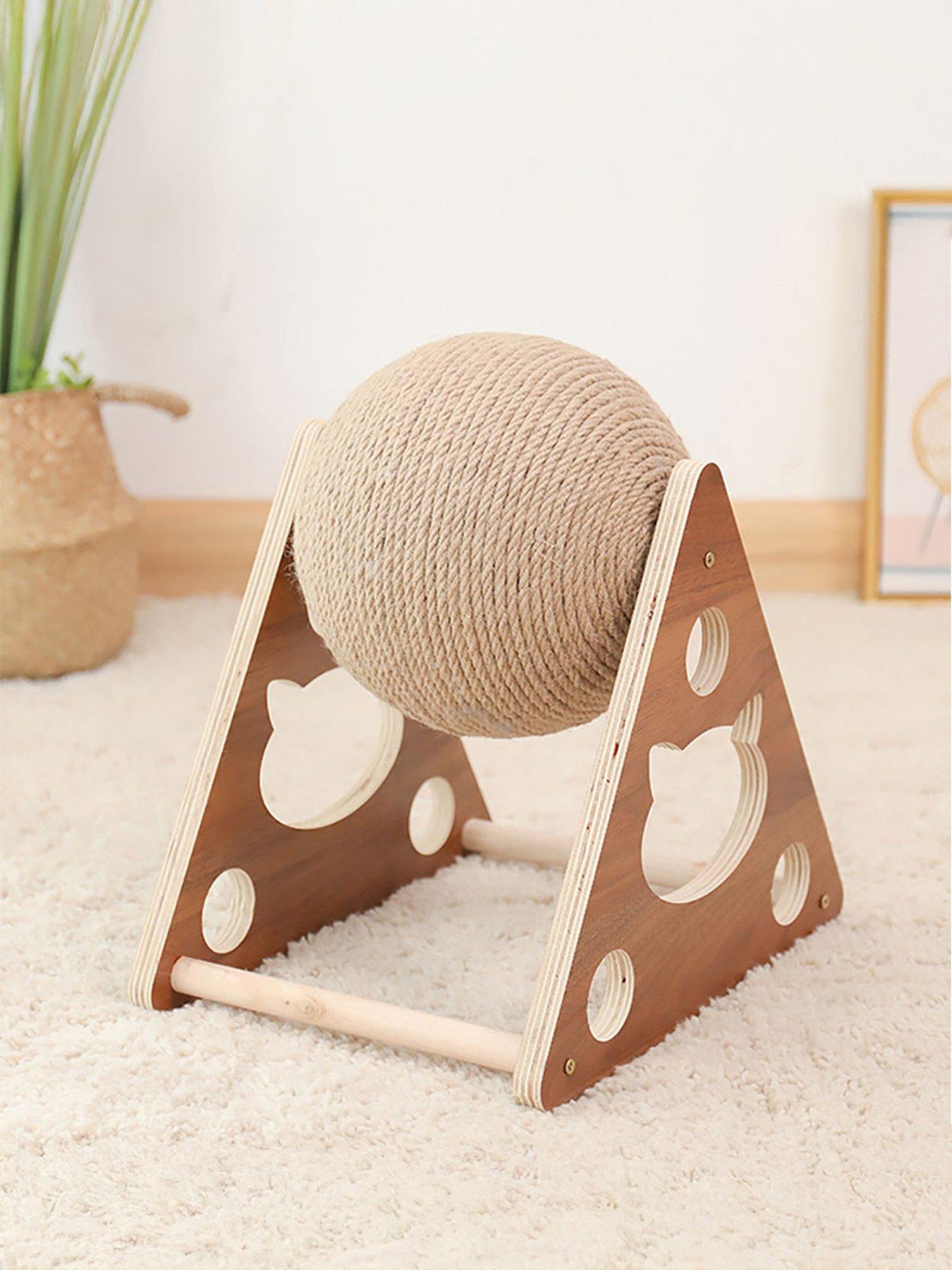 living-and-home-cat-scratching-ball-natural-sisal-scratcher-pet-toy