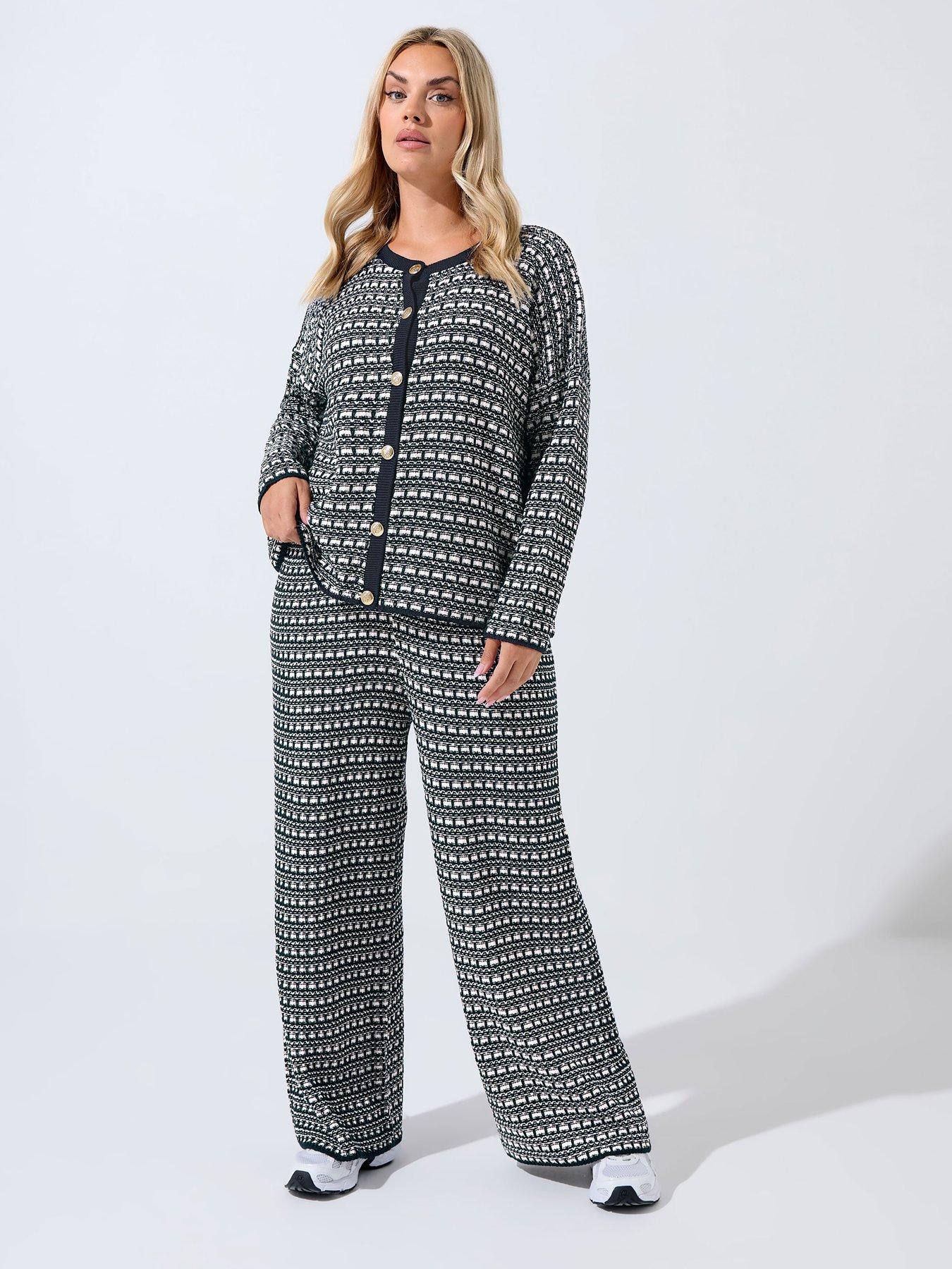 Image 3 of 4 of Yours Curve Boucle Cardigan - Blue