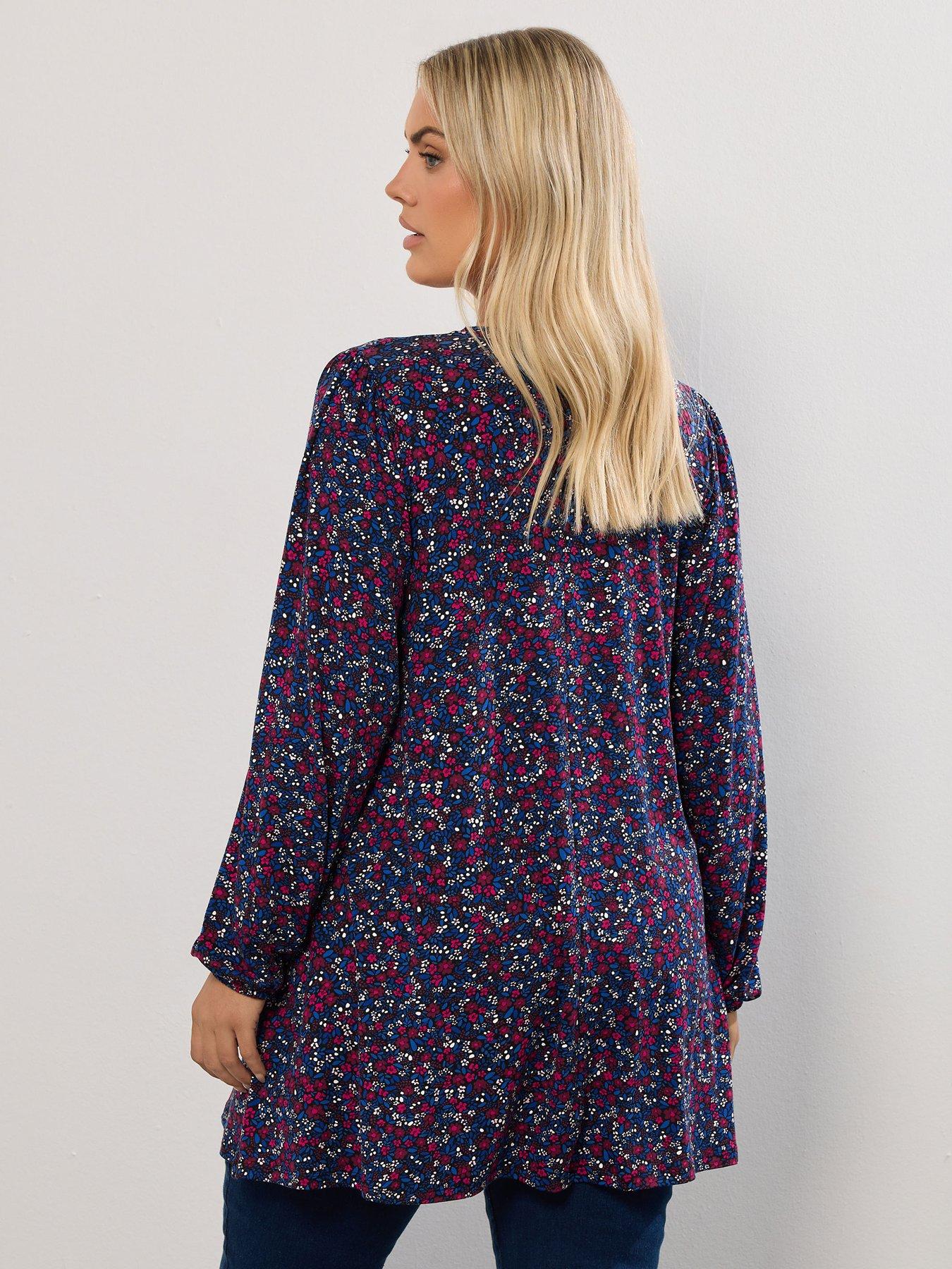 Image 2 of 4 of Yours Curve Pleat Balloon Sleeve Top - Print