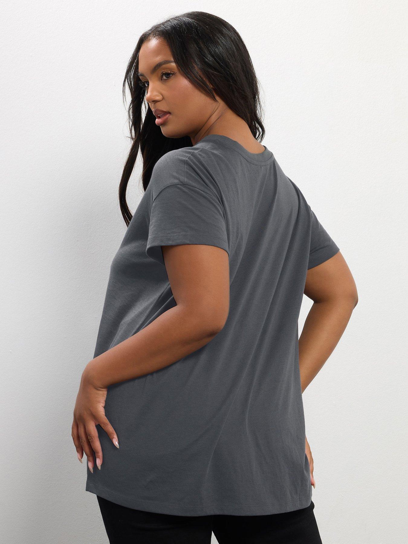 Image 2 of 4 of Yours Curve Placement Print T-Shirt - Grey