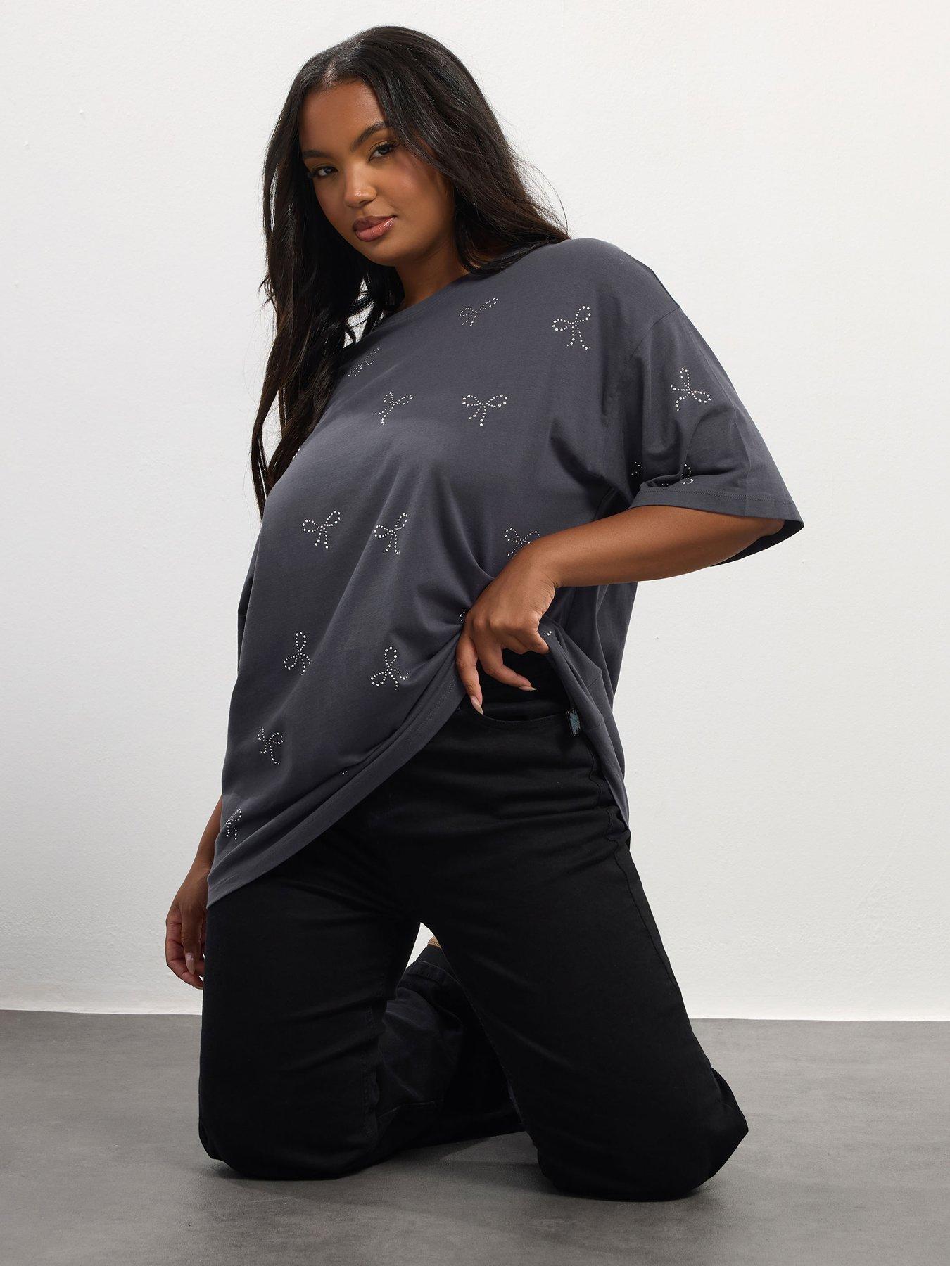 Image 4 of 4 of Yours Curve Oversized Stud T-Shirt - Grey