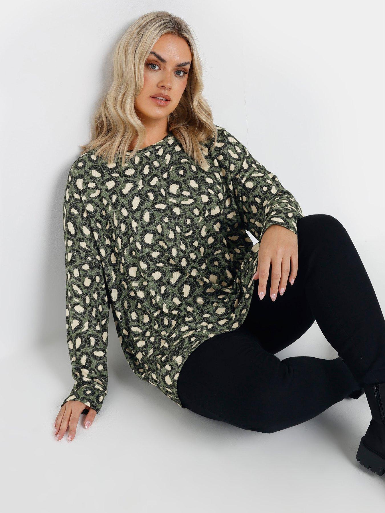 undefined Curve Animal Print Jumper