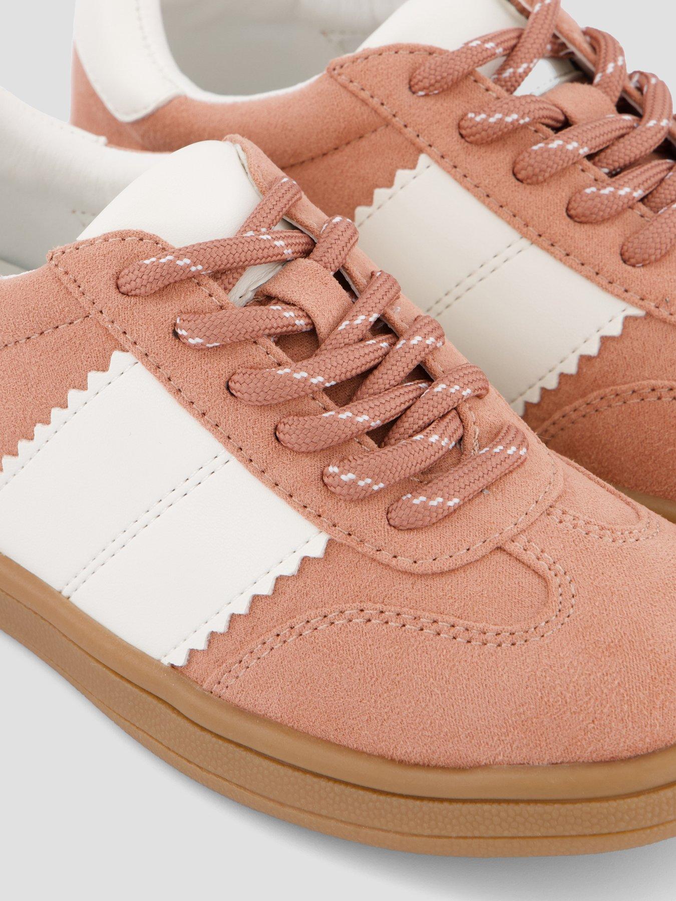 Image 5 of 7 of The Very Collection Retro Scallop Trainer - Pink