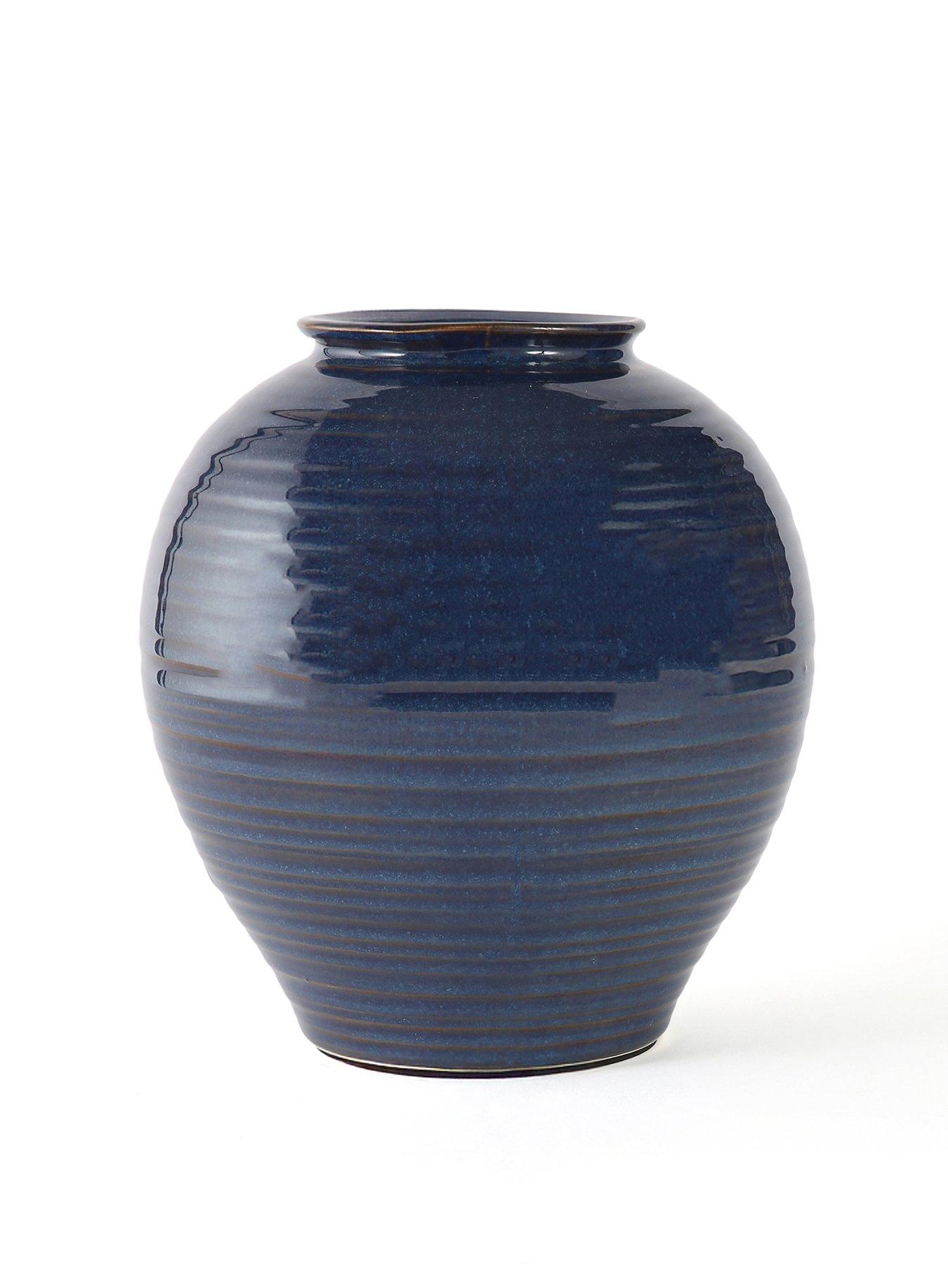  image of the-very-collection-lacquered-vase-blue