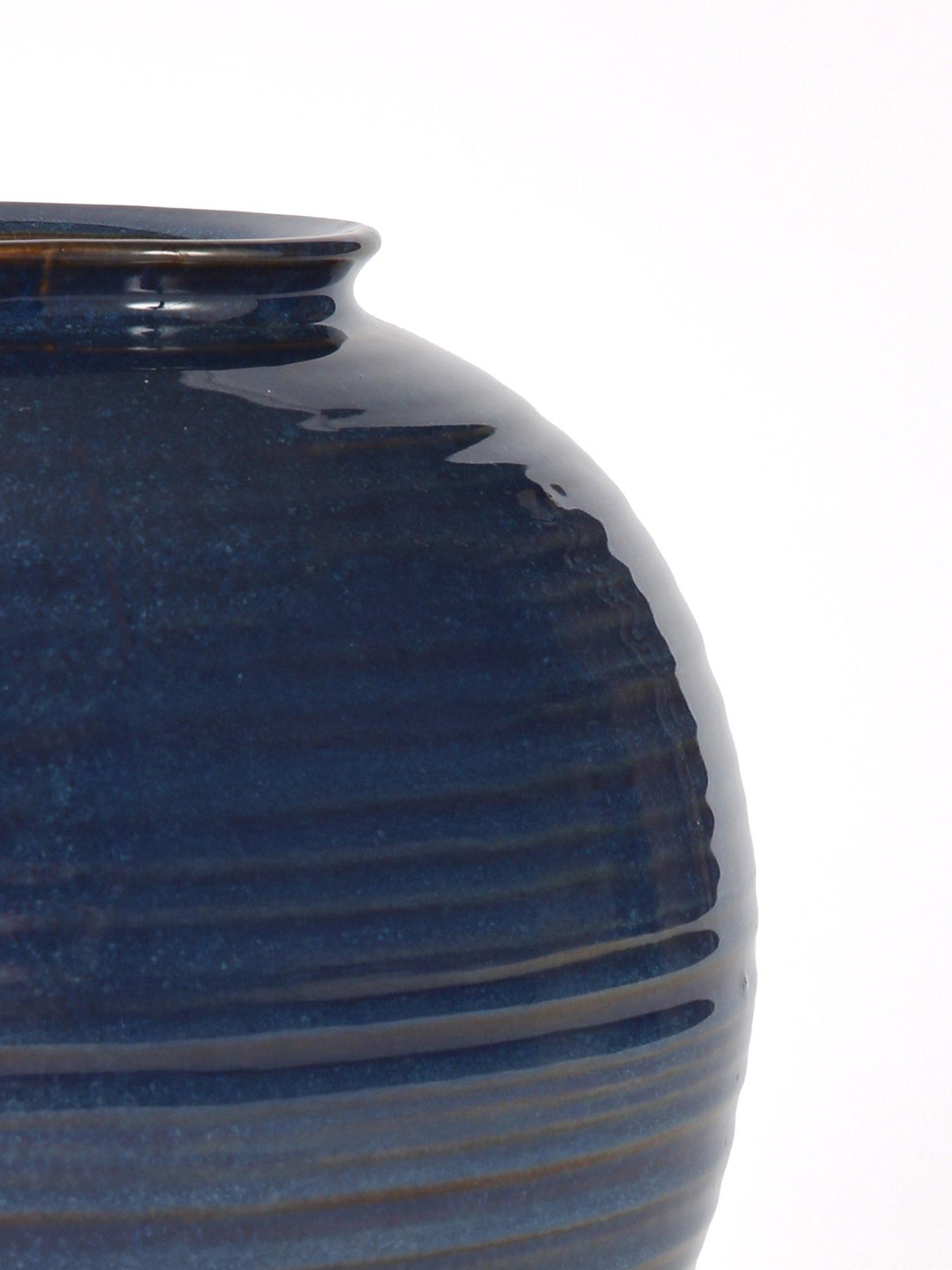  image of the-very-collection-lacquered-vase-blue