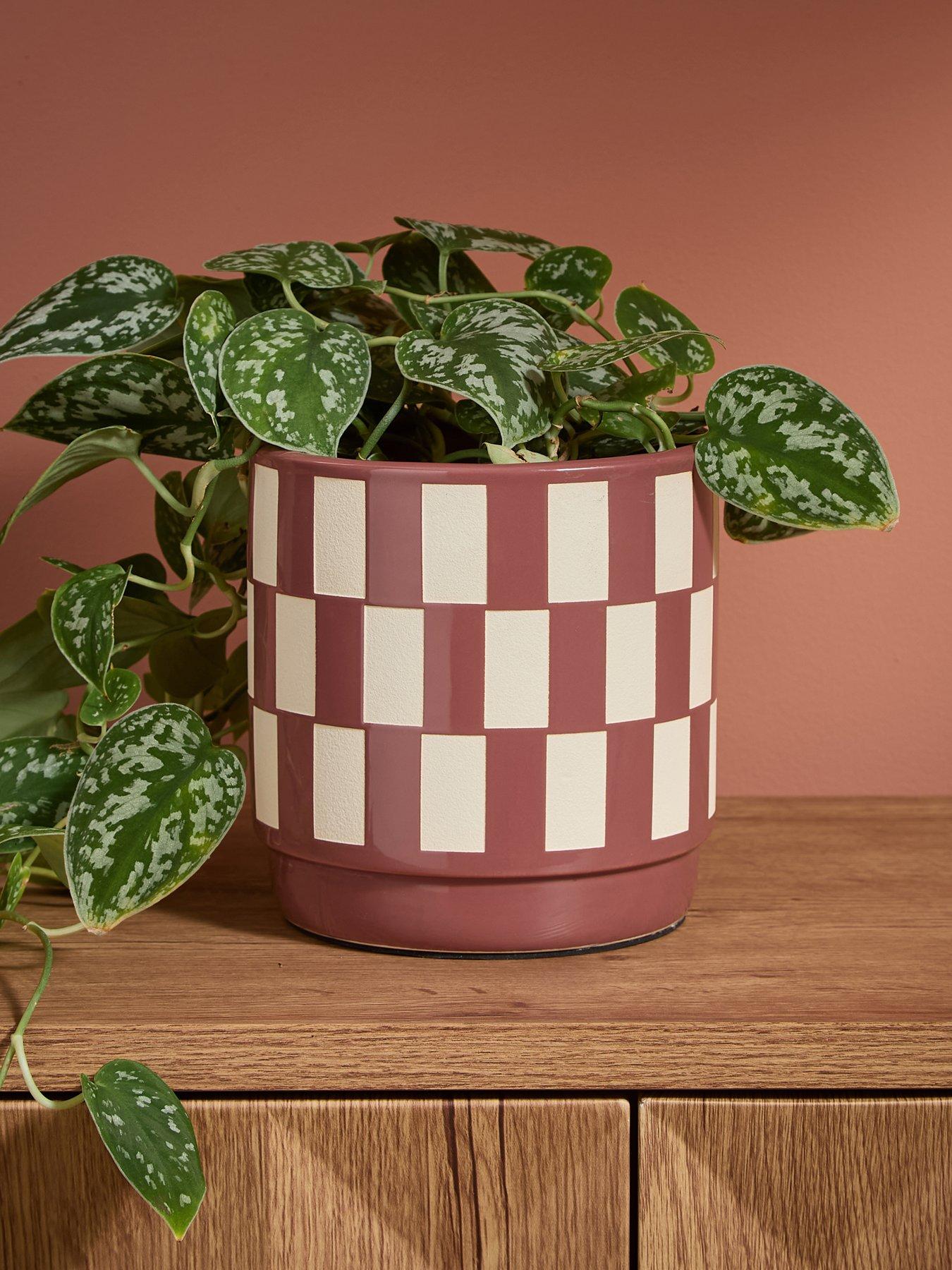 The Very Collection Ceramic Checkerboard Planter