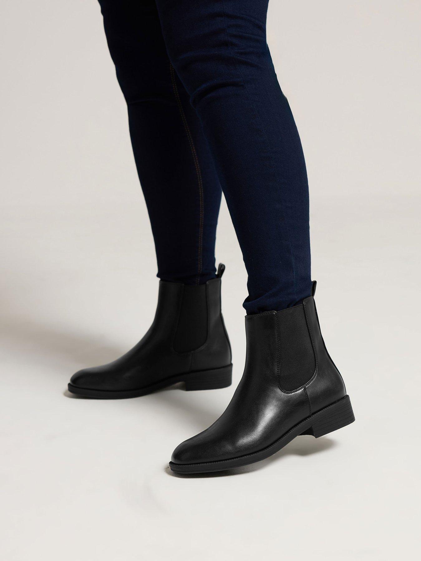 Image 4 of 4 of Yours Extra Wide Fit Ankle Chelsea Boot - Black