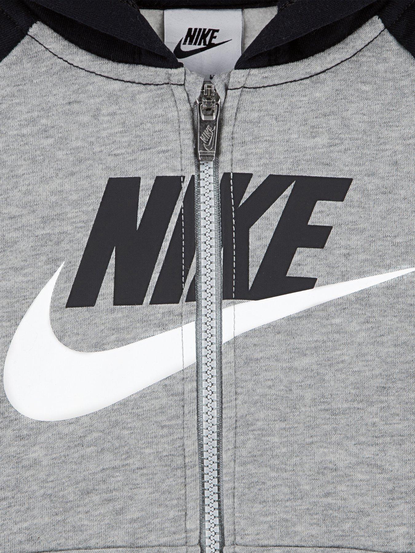 Image 5 of 5 of Nike Kids Unisex Colour Blocked Jogger, Hoodie And T-Shirt Set - Black