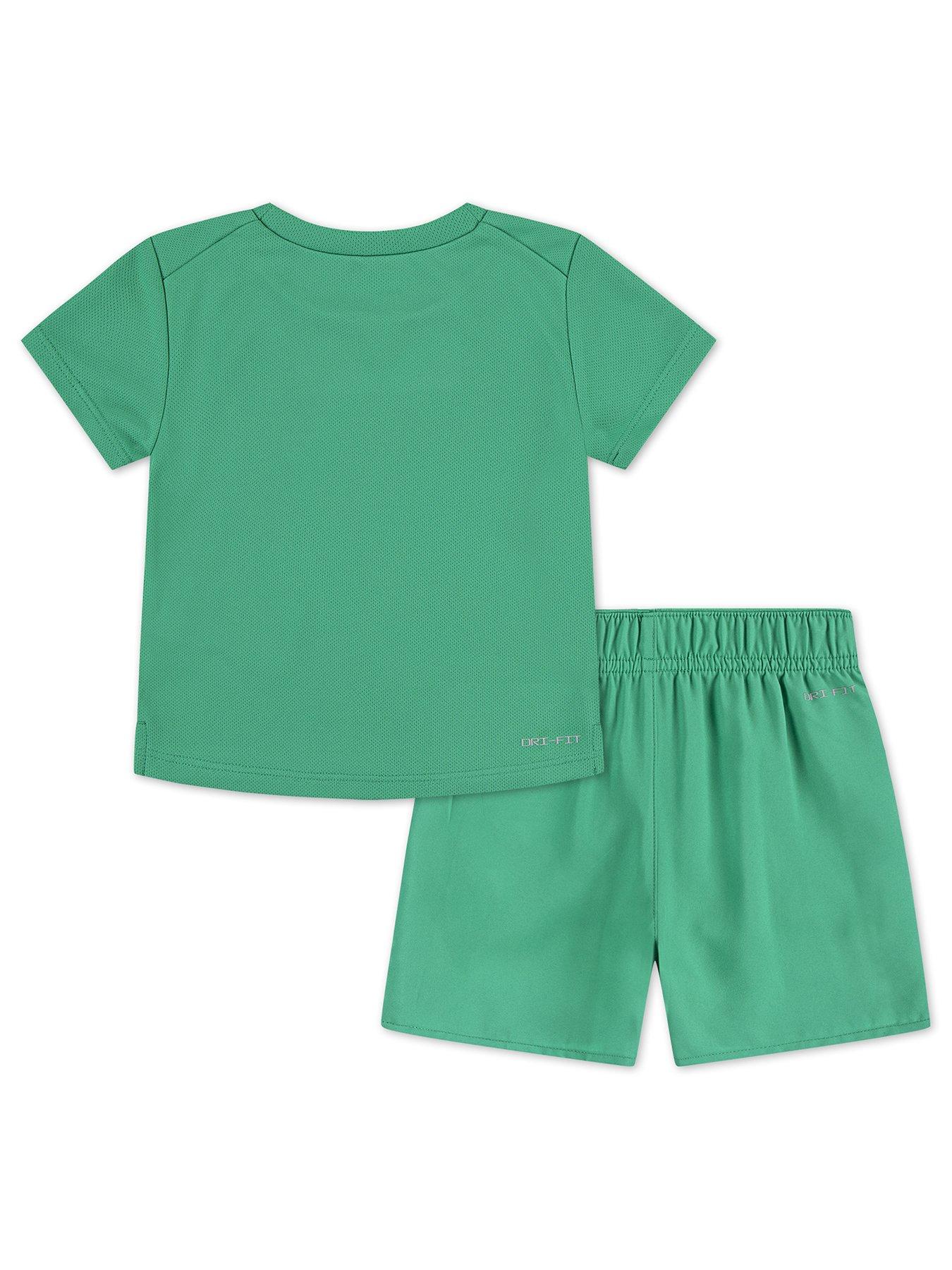  image of nike-infant-boys-miler-challenger-short-and-t-shirt-set-green