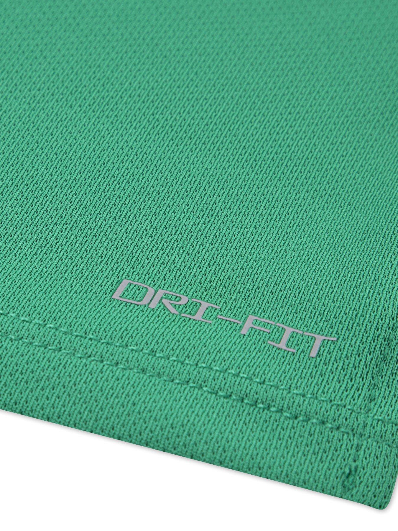  image of nike-infant-boys-miler-challenger-short-and-t-shirt-set-green