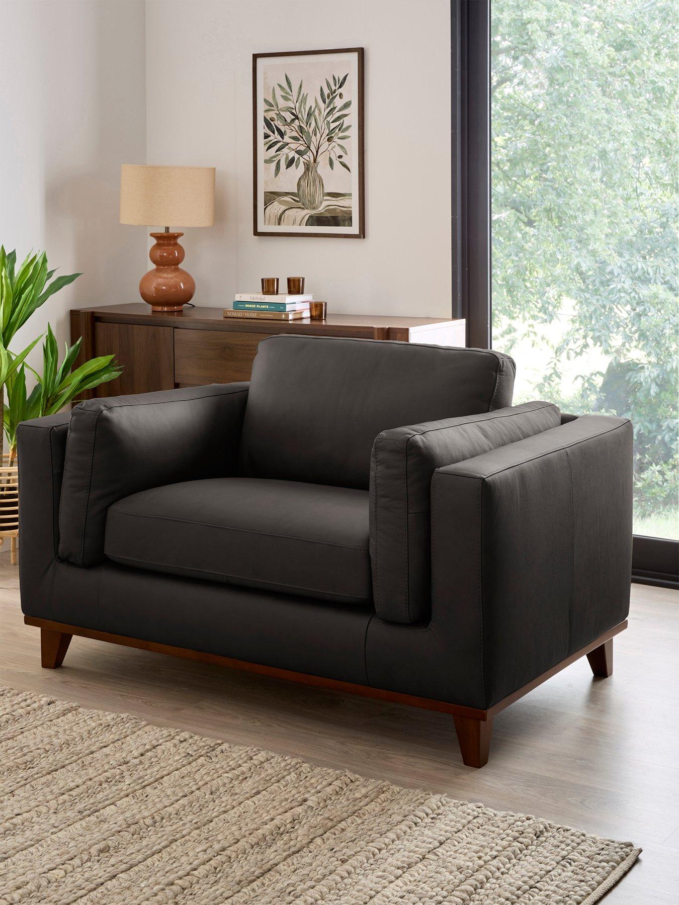 The Very Collection Chiswick Italian Leather Snuggle Chair