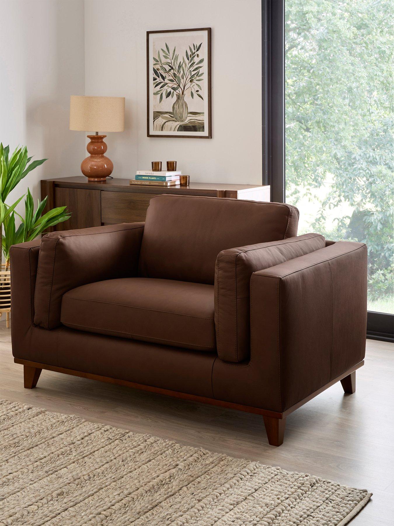 The Very Collection Chiswick Italian Leather Snuggle Chair