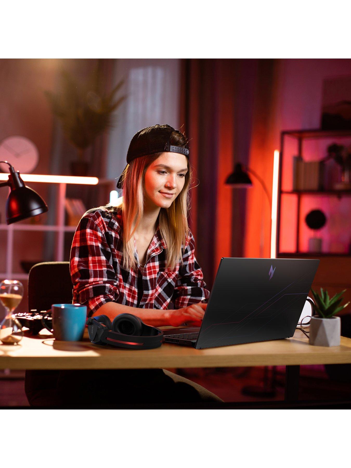 Image 7 of 8 of Acer Nitro V15 Gaming Laptop - GeForce RTX 5050 - Intel Core i5 - 16GB RAM - 1TB - 15.6in