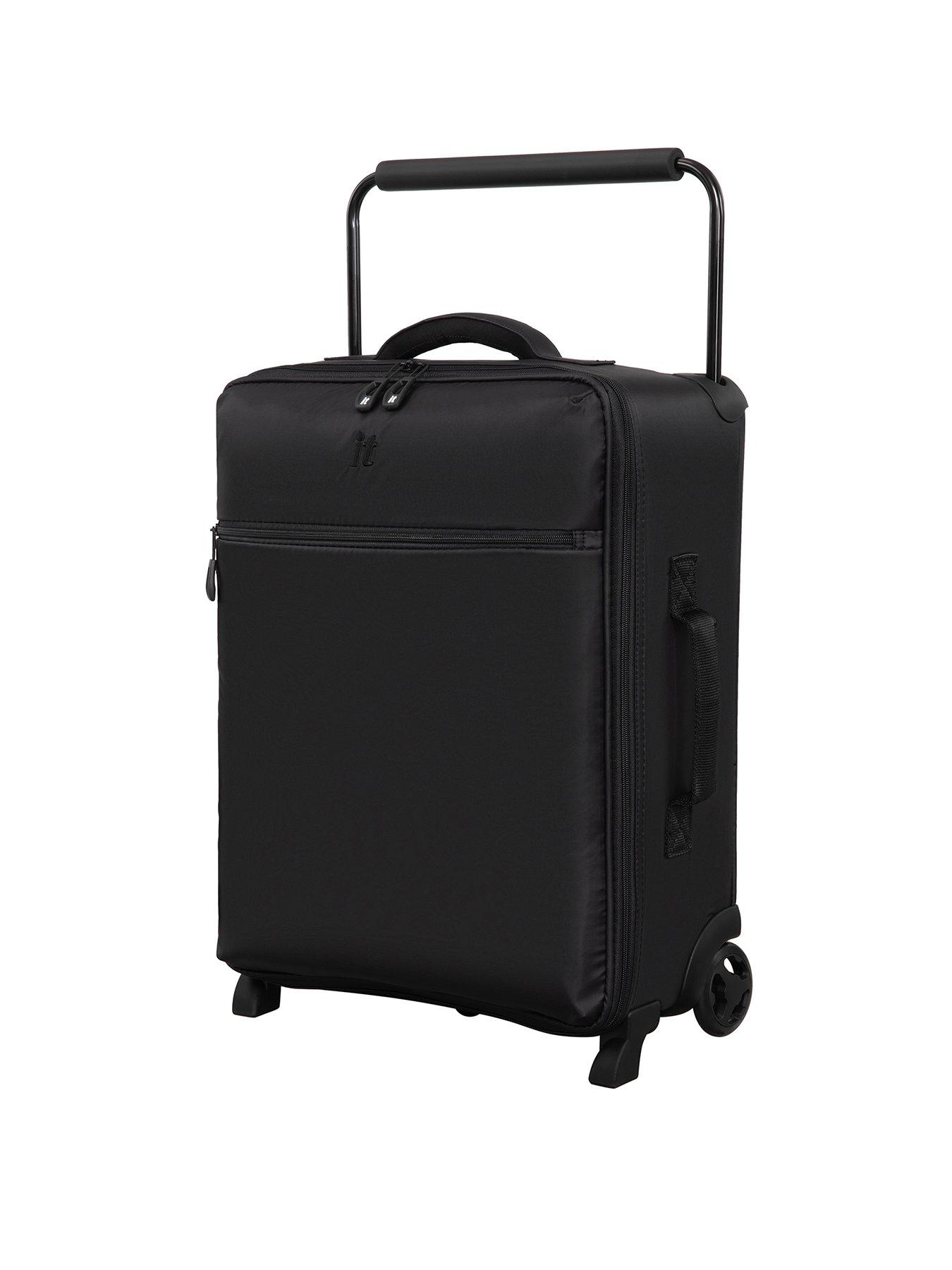 it-luggage-atmospheric-black-cabin-suitcase