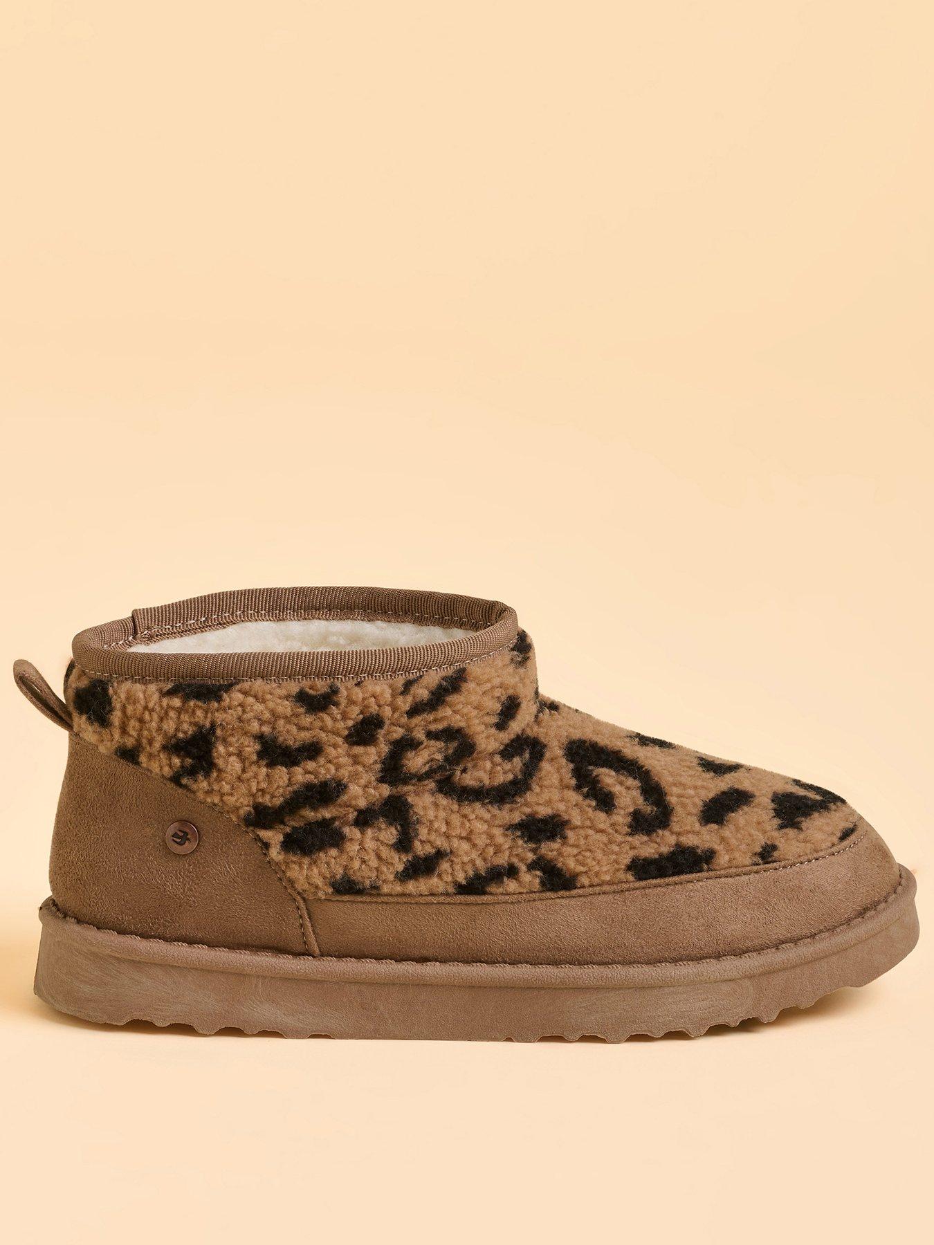 Brakeburn Winters Embrace Slipper - Brown