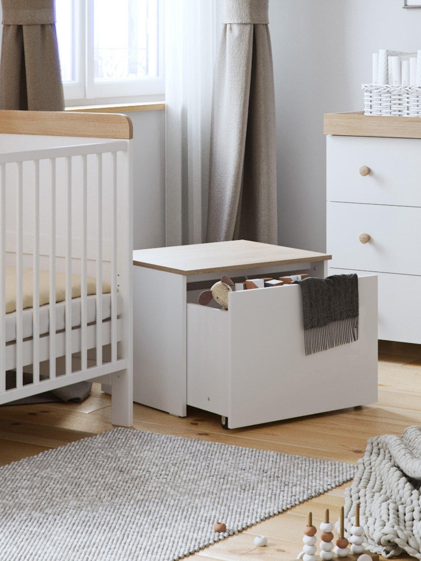 Little Acorns Toy Box