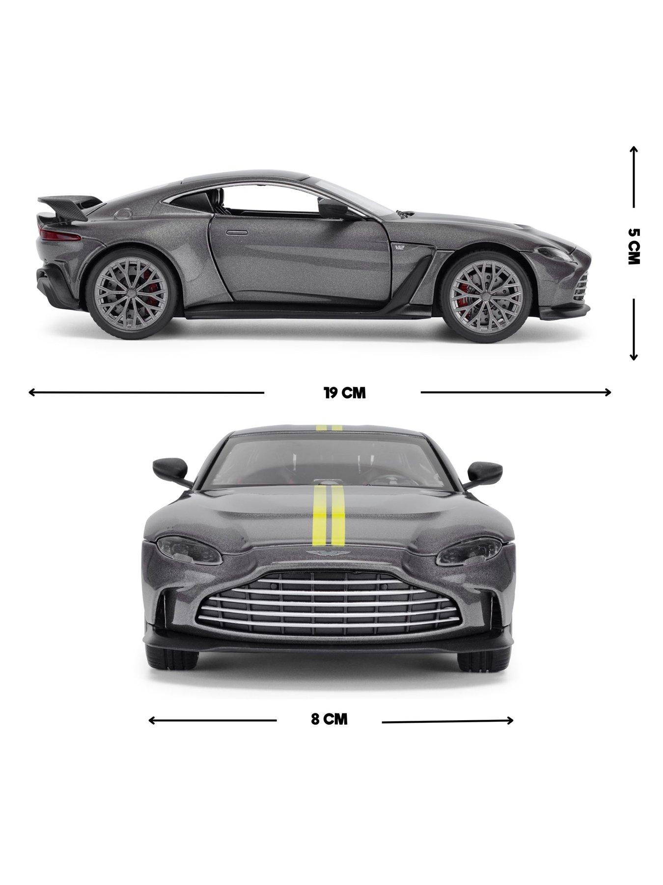 Image 2 of 7 of Die Cast 1:24 scale Aston Martin Vantage V12 - Grey