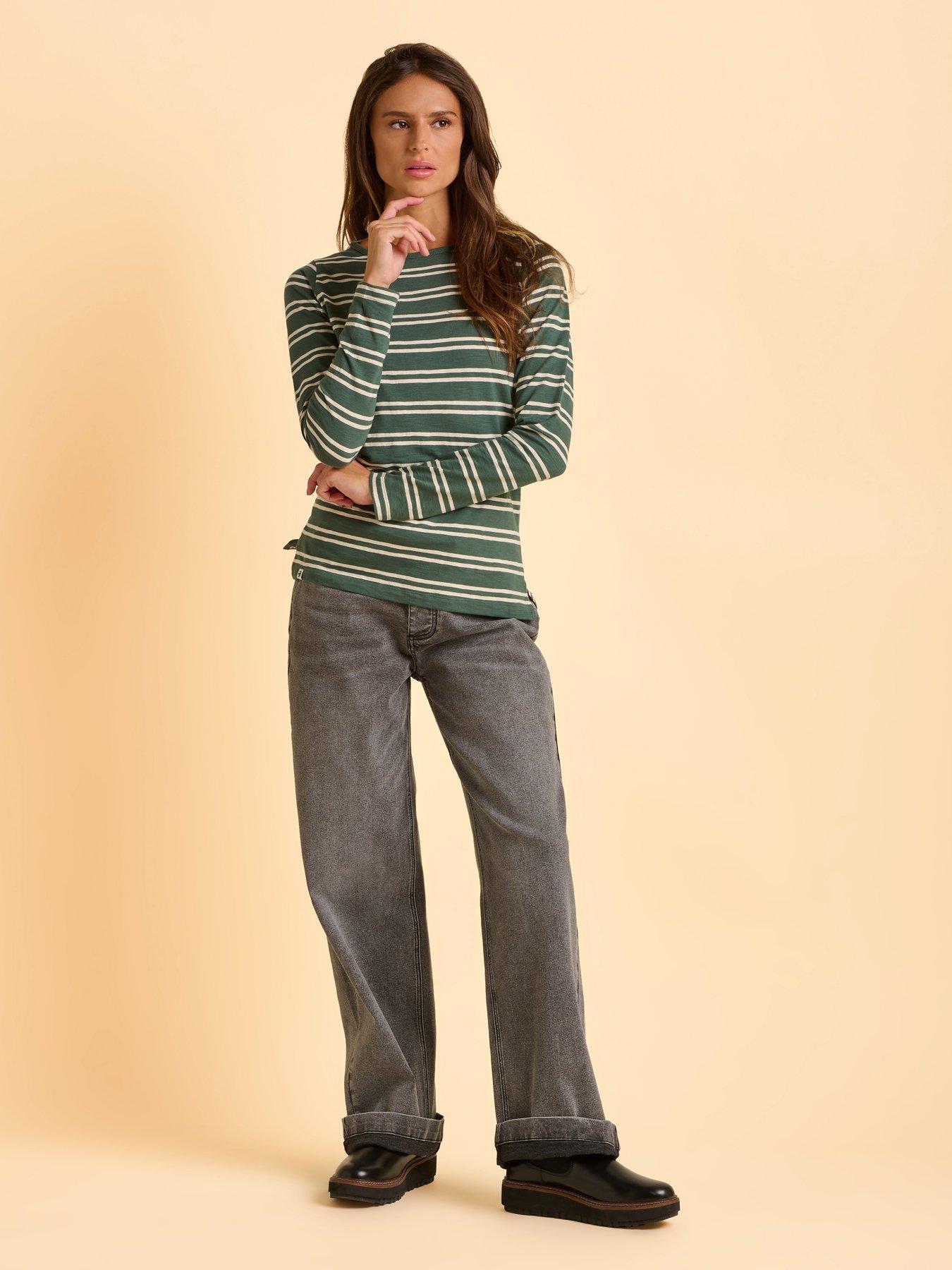 Image 6 of 6 of Brakeburn Canford Long Sleeve T-shirt - Green