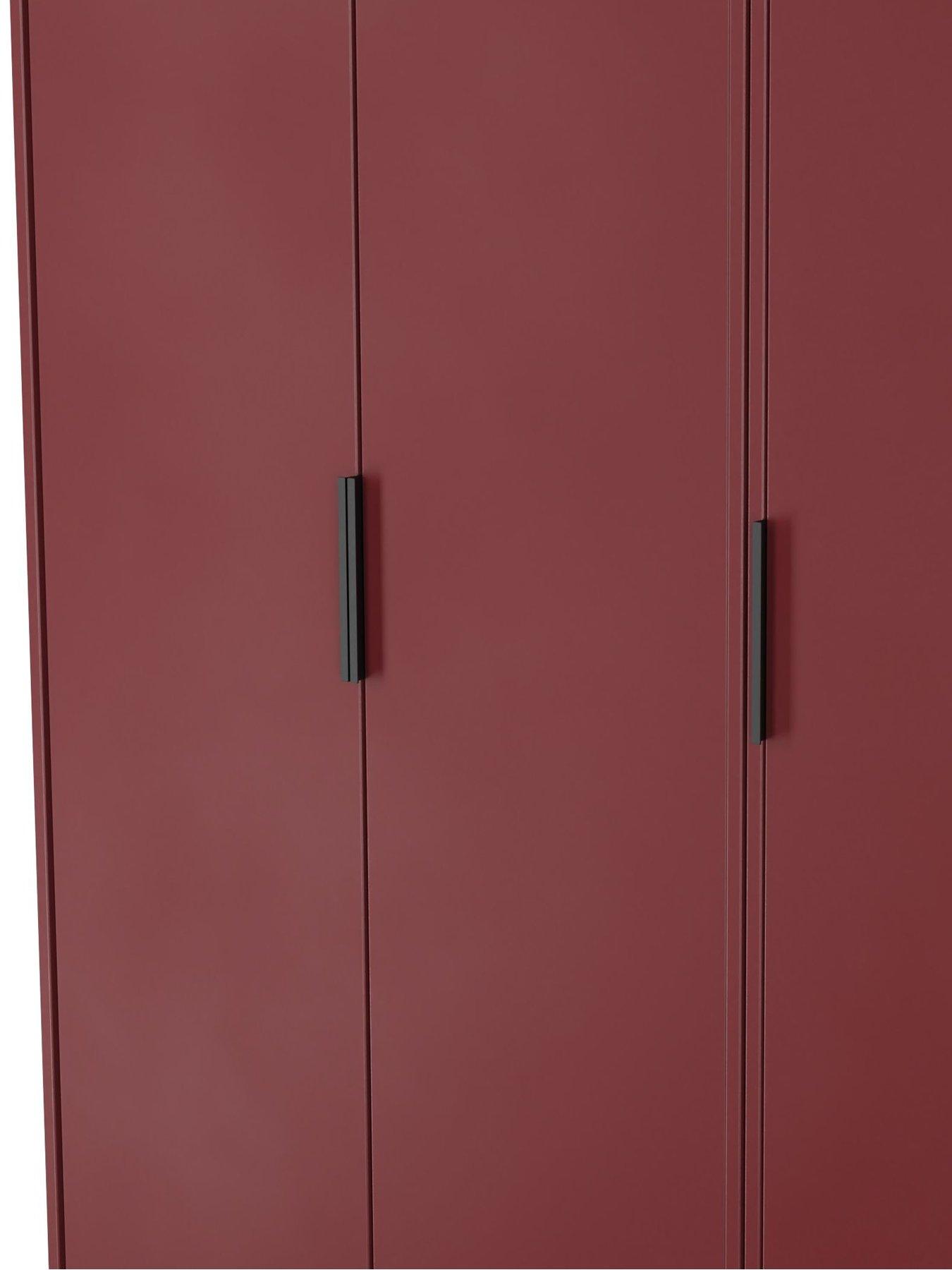 Image 4 of 7 of SWIFT Emerson Triple Wardrobe