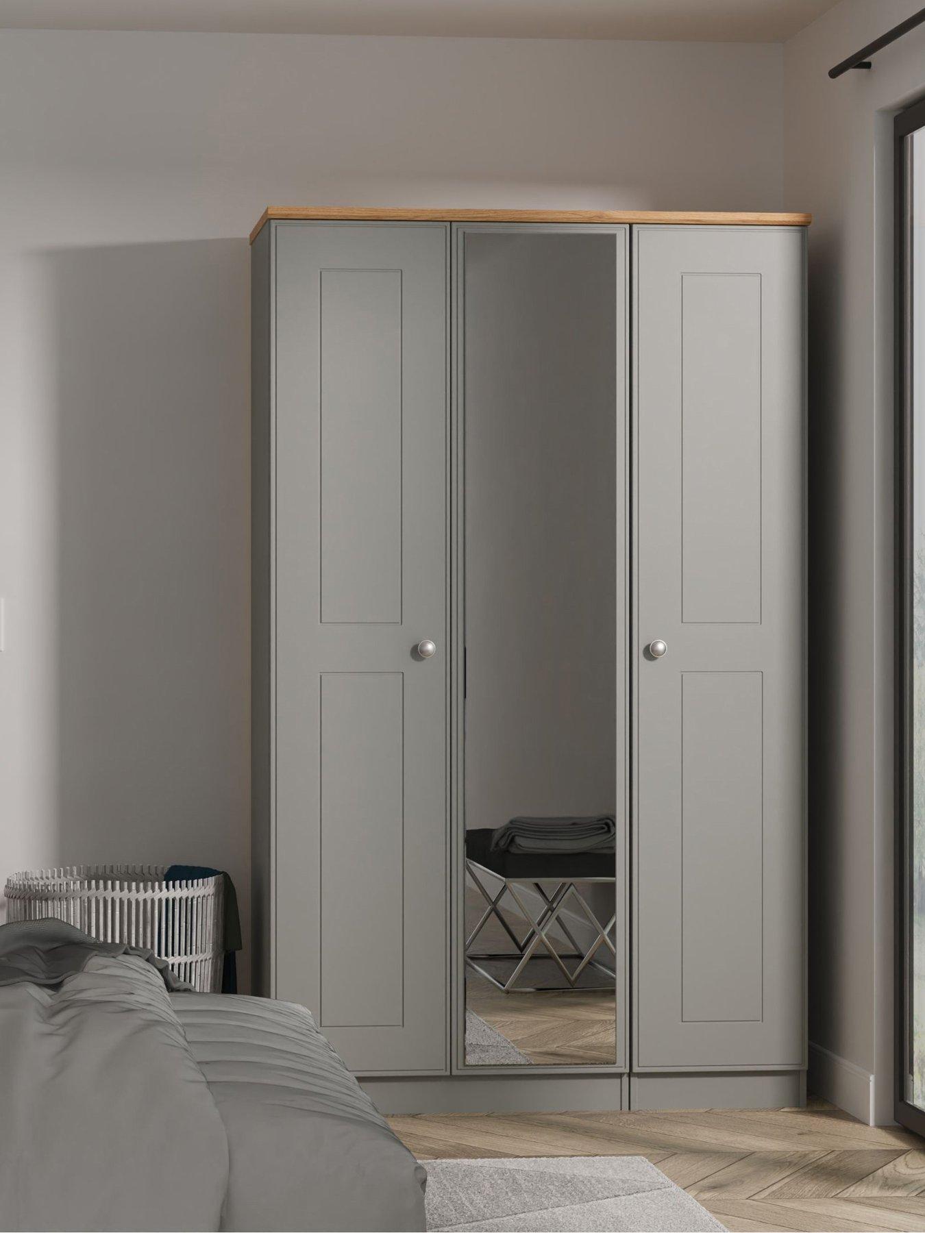 undefined Tivoli Triple Wardrobe With Mirror