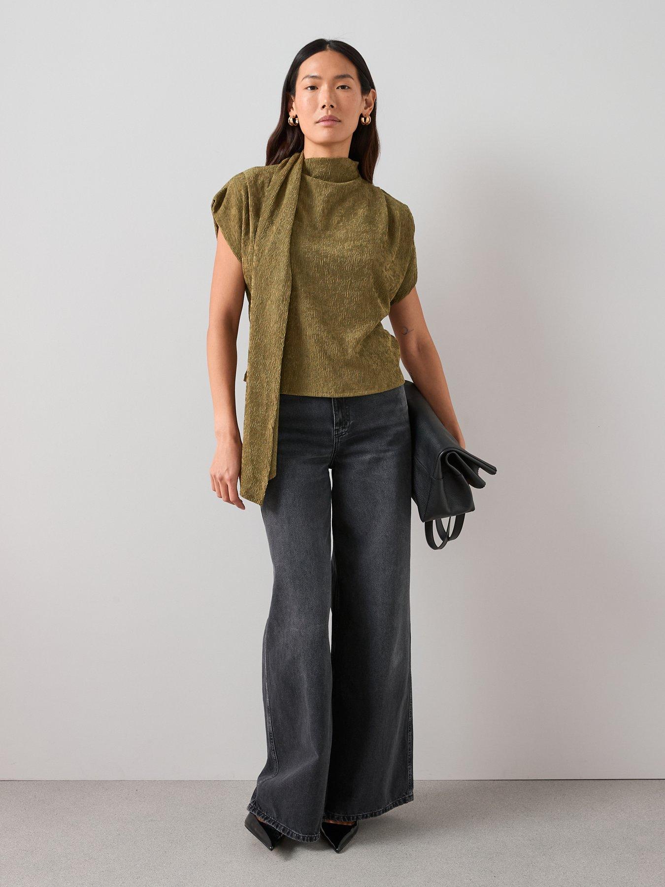  image of the-very-collection-scarf-detail-top-green