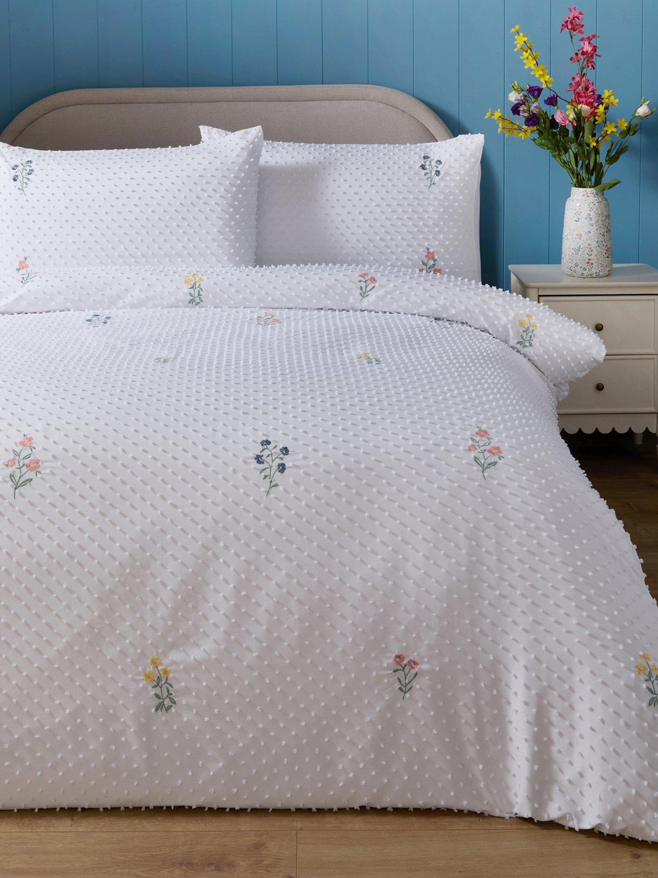 The Very Collection Super Soft Embroidered Floral Duvet Set