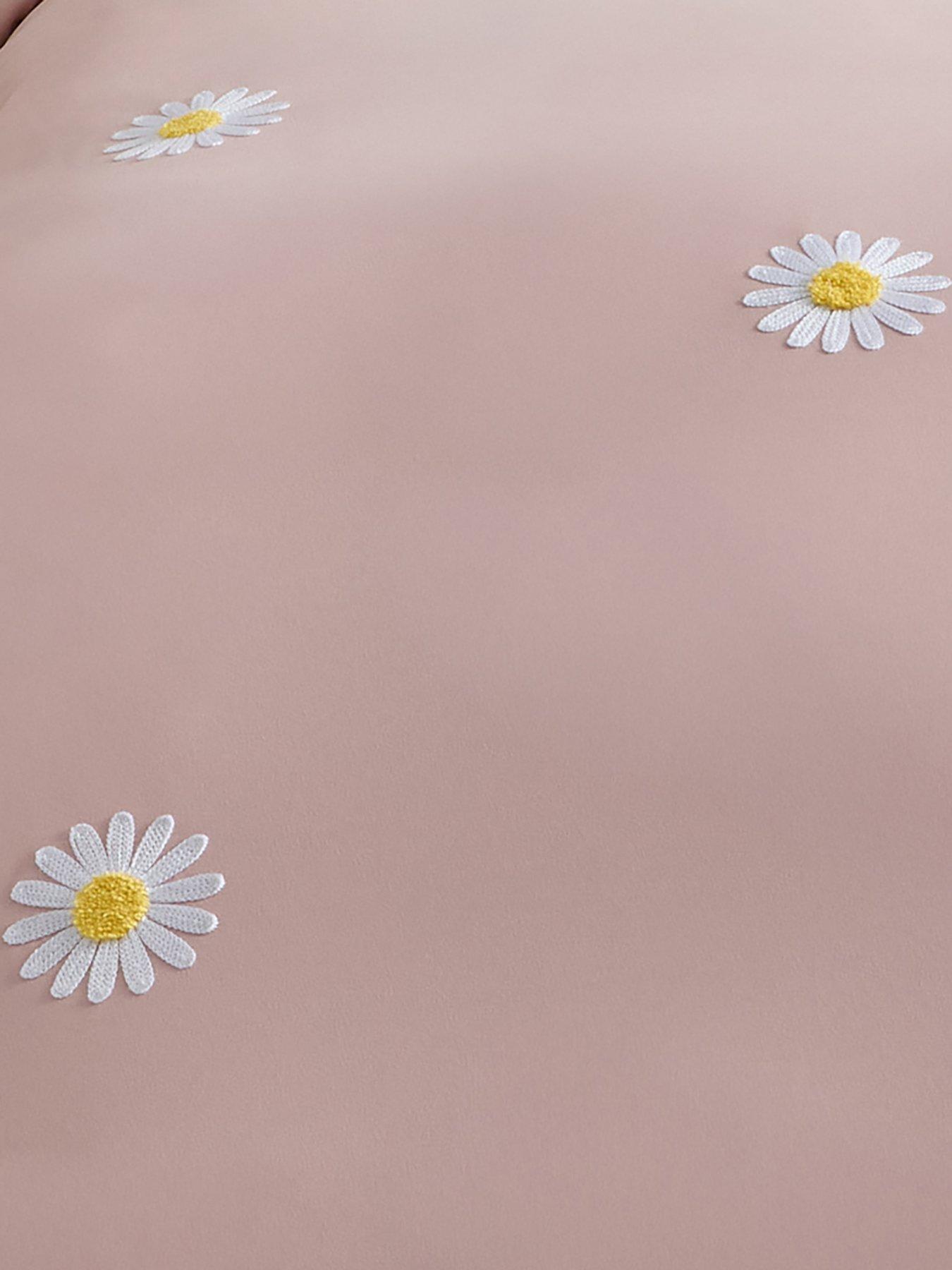 Image 6 of 6 of The Very Collection Embroidered Daisy Duvet Set