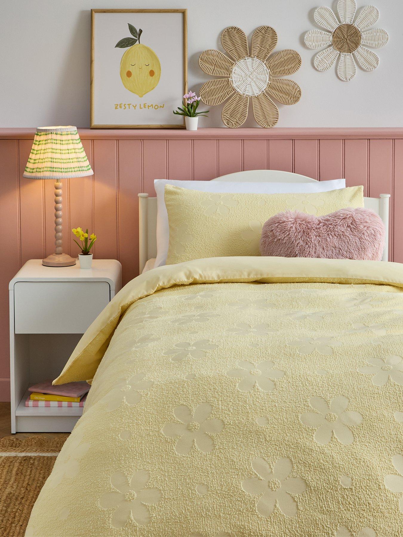 The Very Collection Daisy Soft Touch Jacquard Duvet Set - Sb