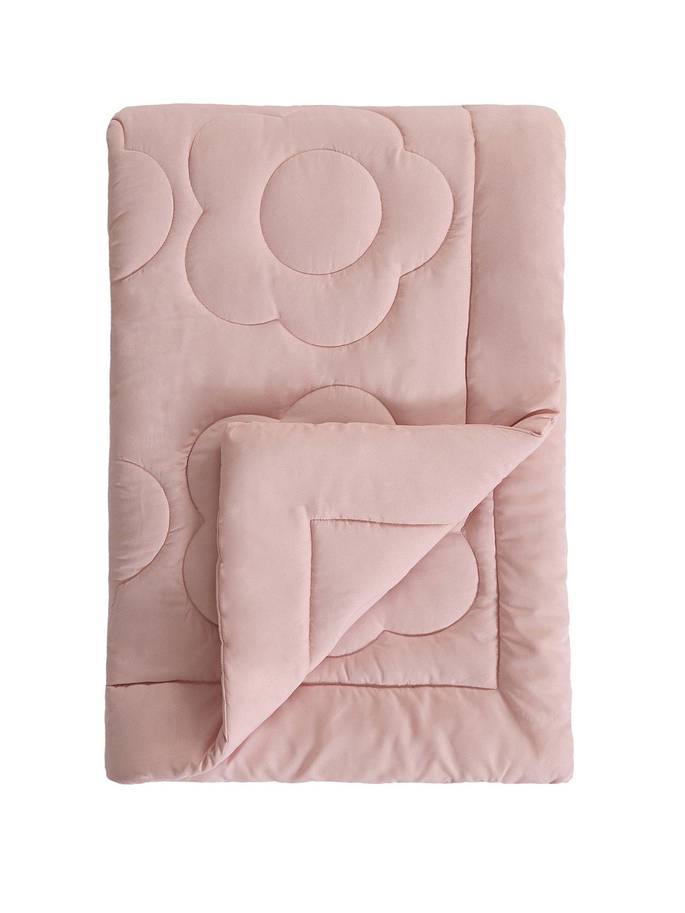 stillFront image of the-very-collection-daisy-bedspread-150x200cm