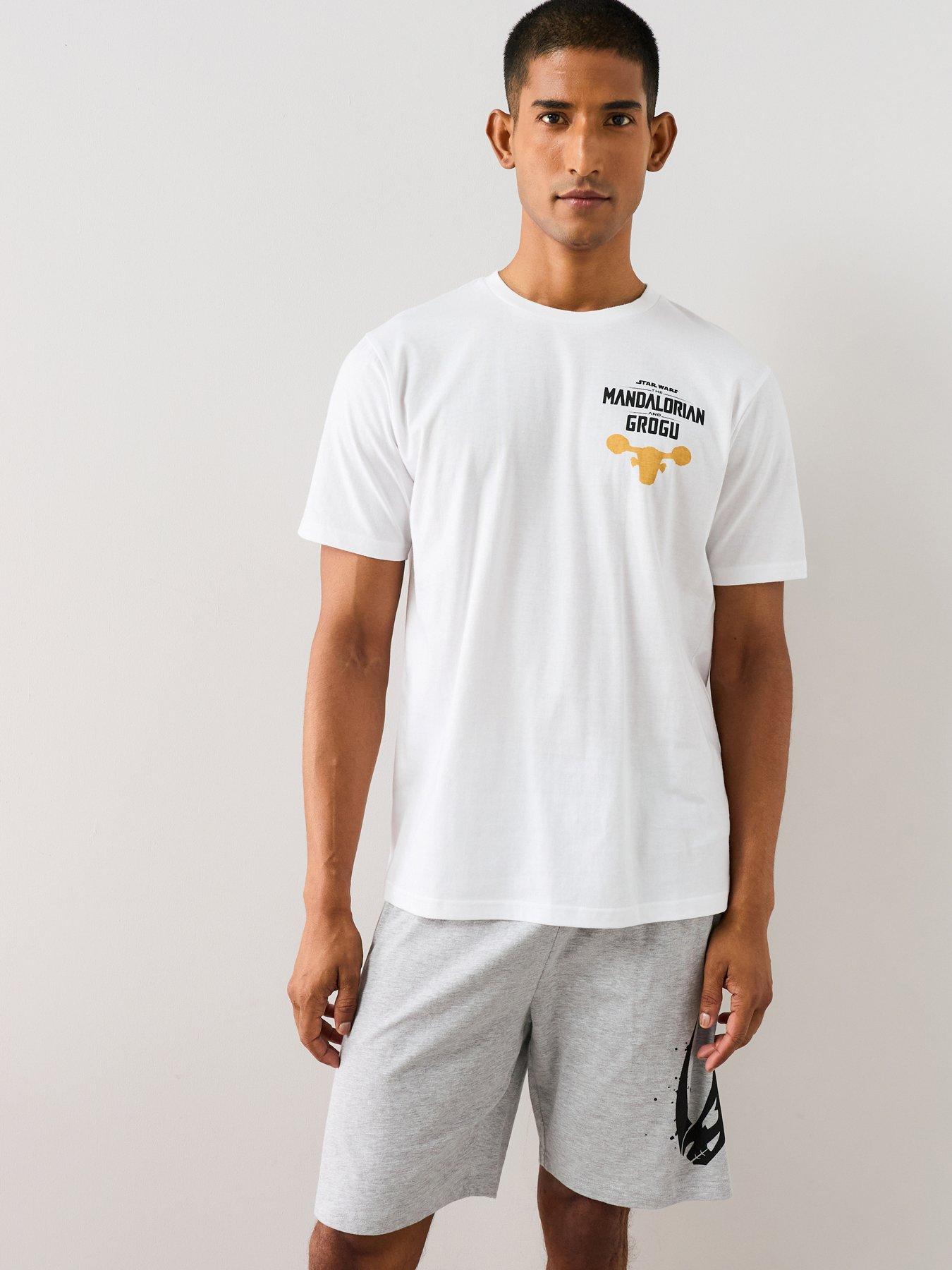 Image 2 of 7 of The Very Collection The Mandalorian And Grogu Short Pyjama Set - White