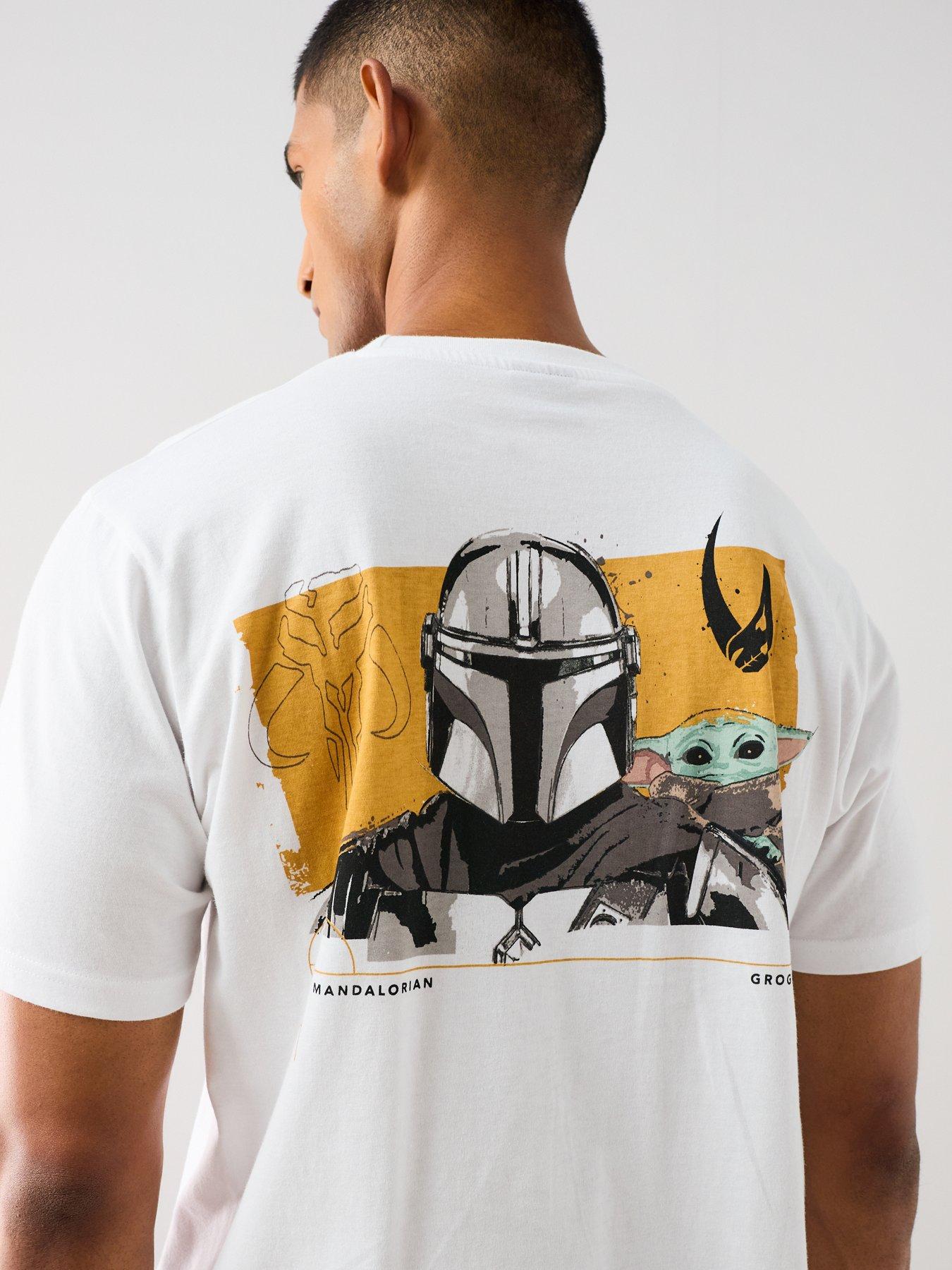 Image 6 of 7 of The Very Collection The Mandalorian And Grogu Short Pyjama Set - White