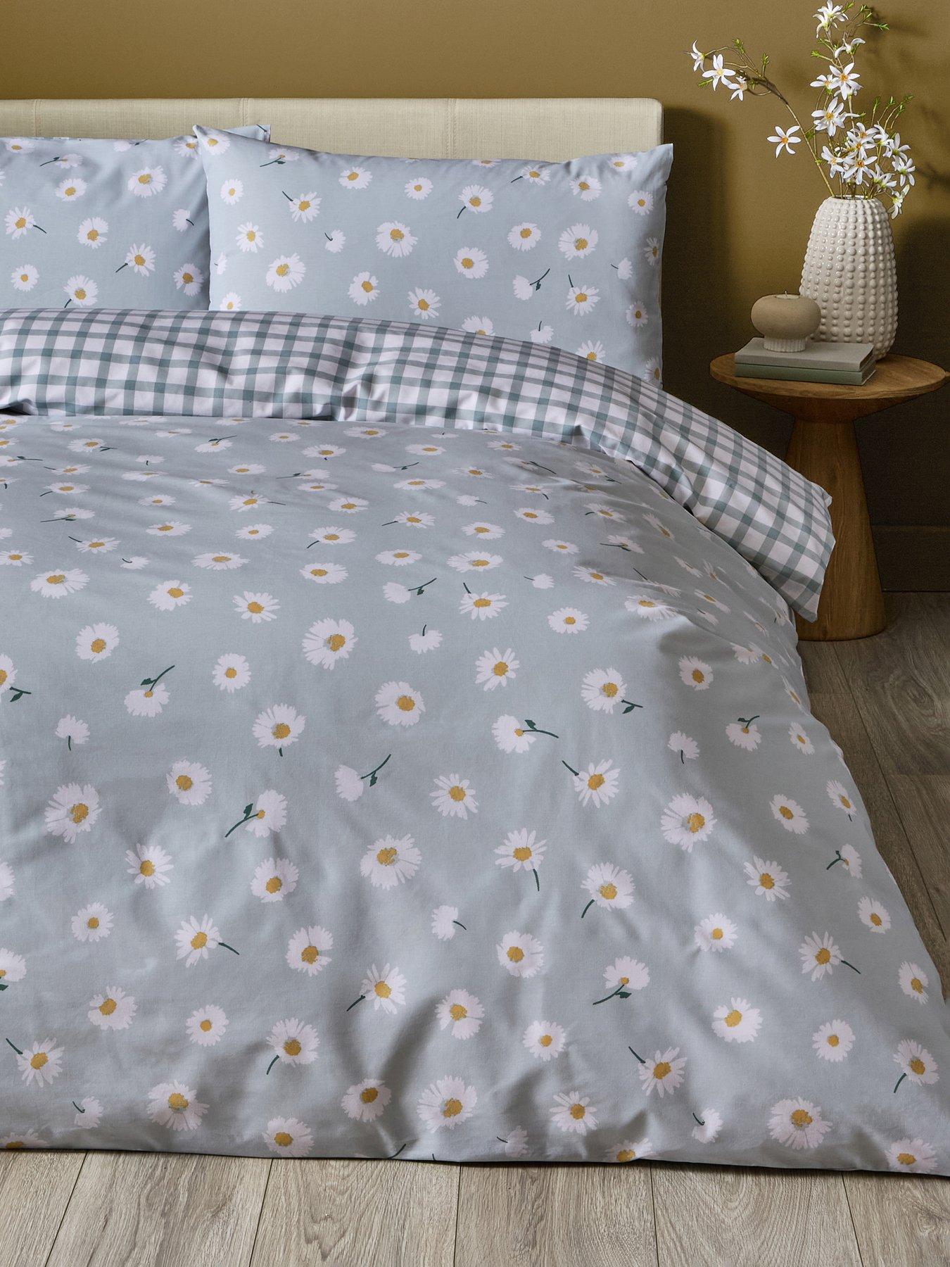 The Very Collection Spring Daisy Printed Duvet Set