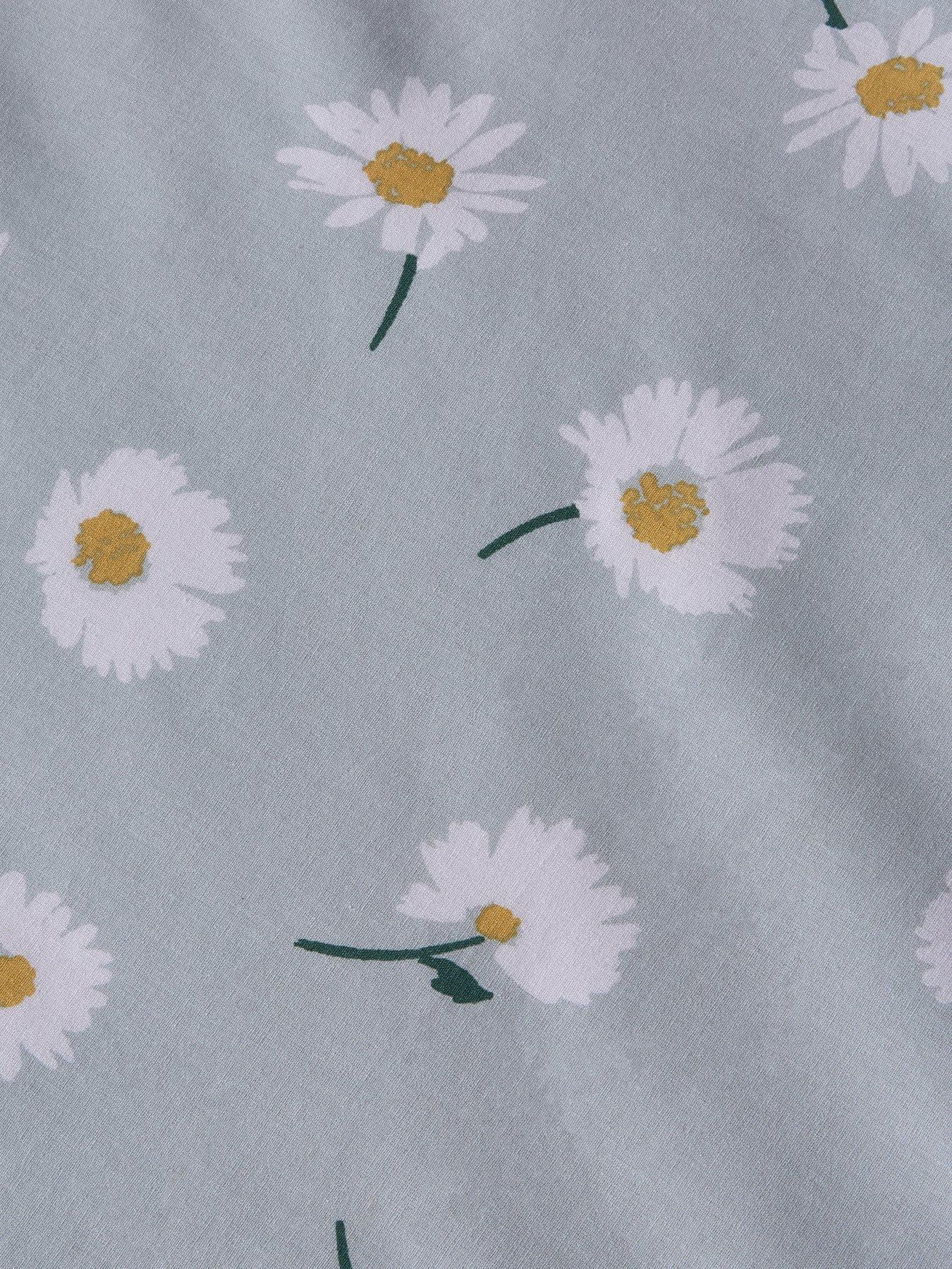  image of the-very-collection-spring-daisy-printed-duvet-set