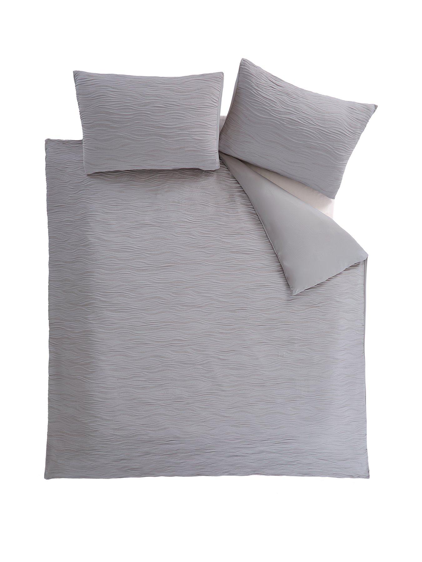 Image 2 of 5 of The Very Collection Textured Wave Jacquard Duvet Set