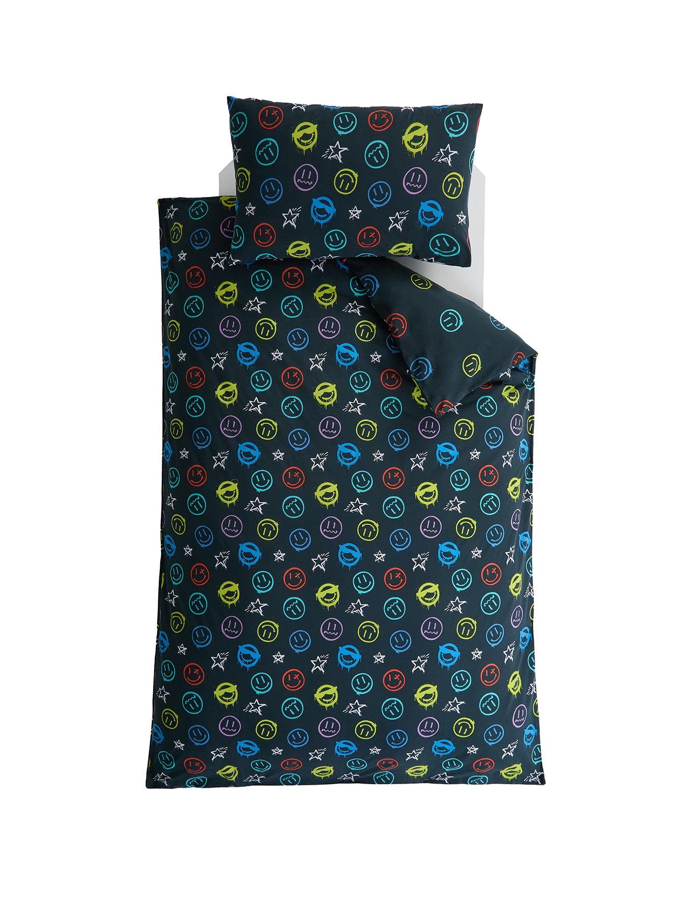 Image 2 of 2 of The Very Collection Graffiti Print Duvet Set