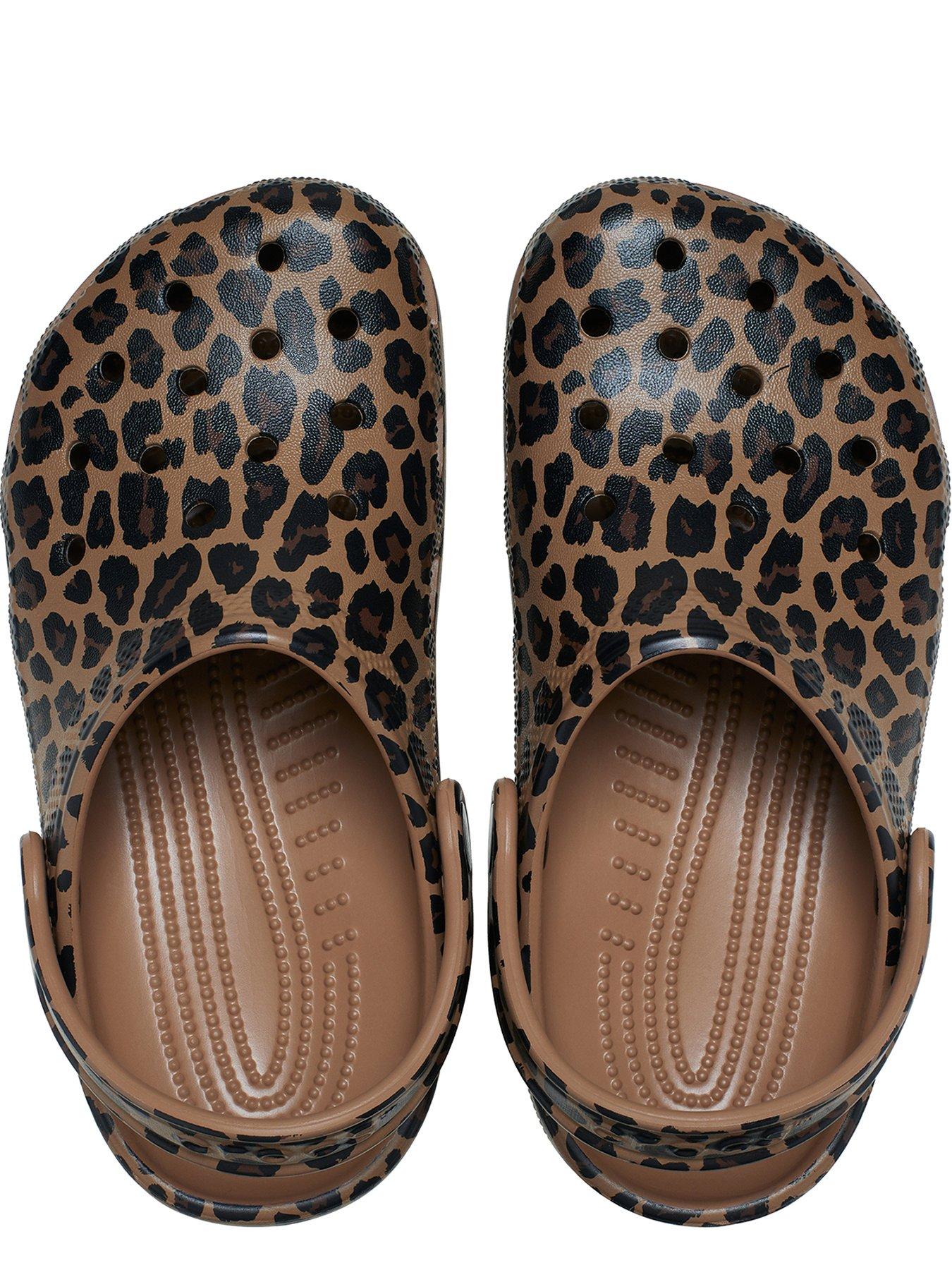 Image 4 of 6 of Crocs Kids Classic Animal Clog - Leopard