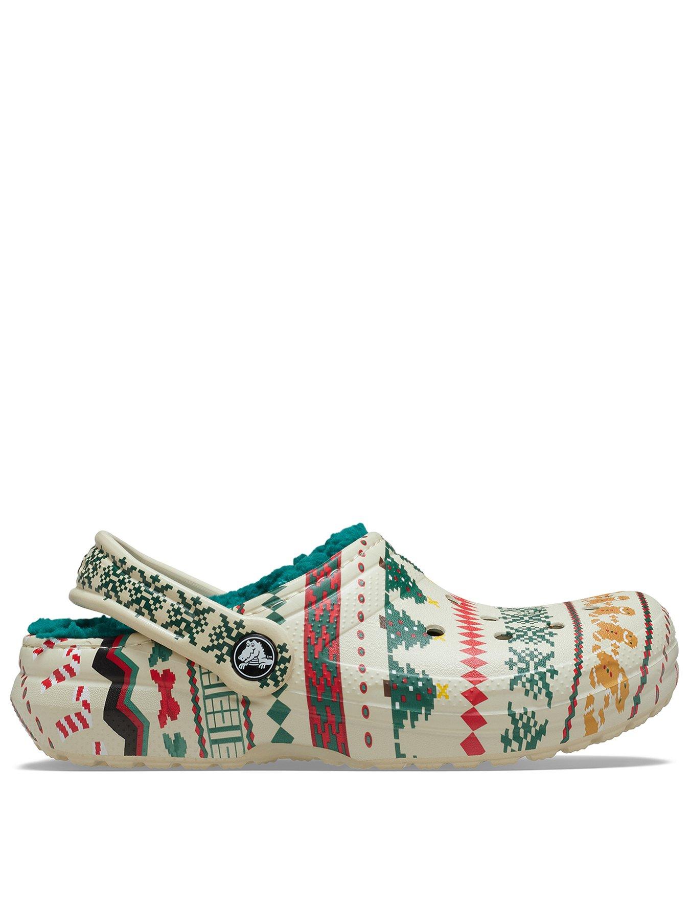 crocs-classic-lined-fair-isle-clog-t-beige