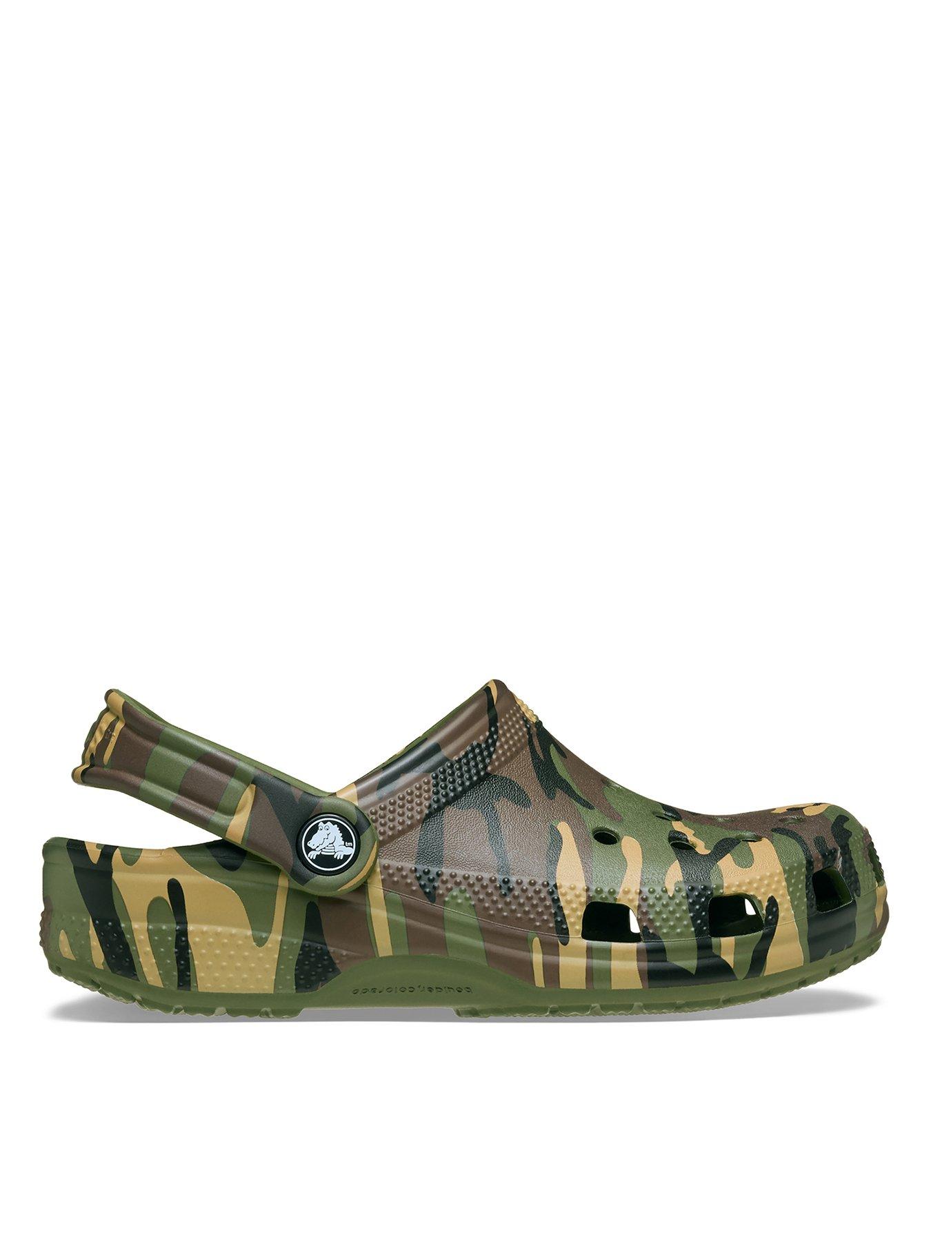 crocs-classic-camouflage-clog-k-green