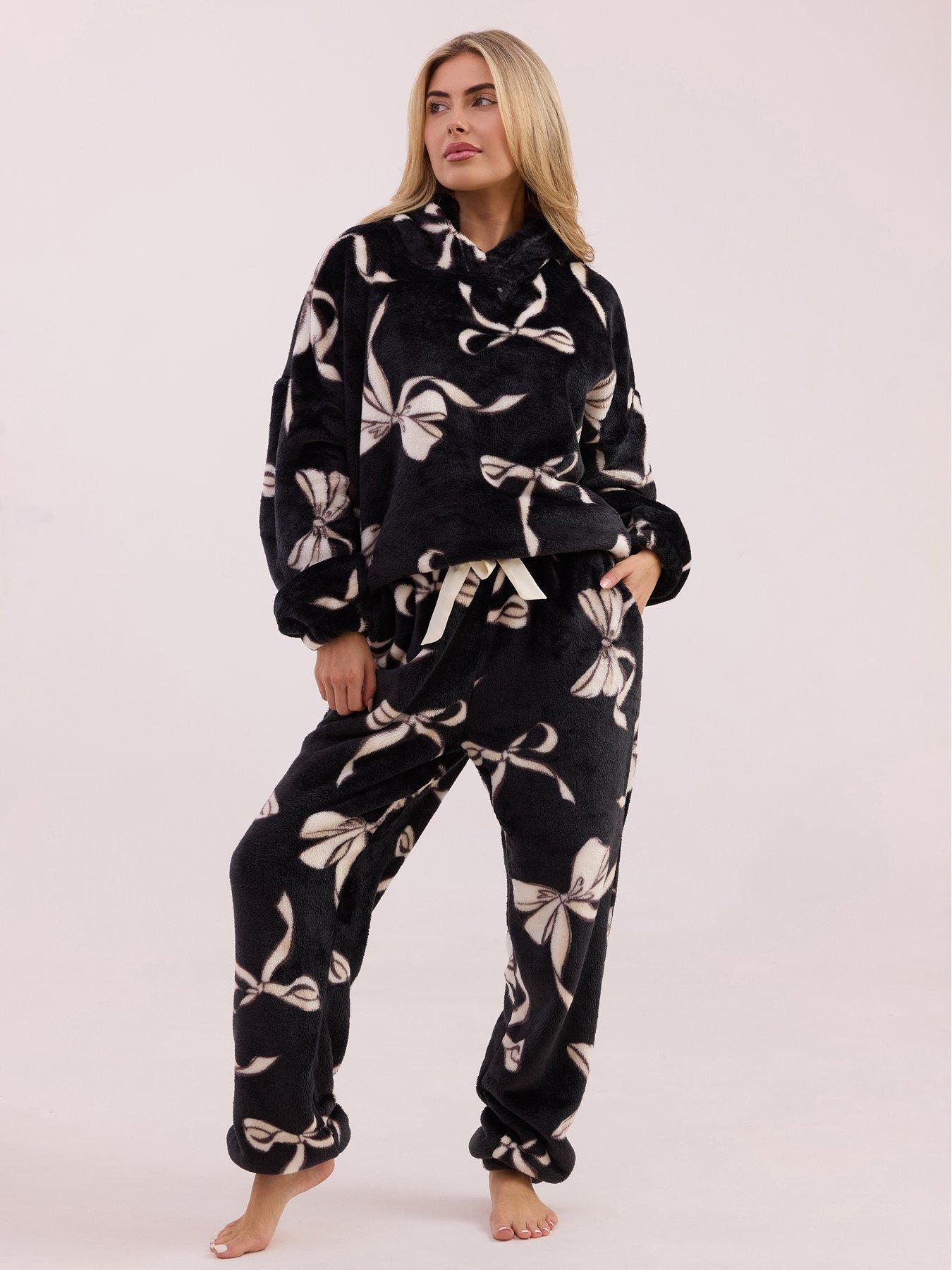 Image 2 of 5 of Jim Jam The Label Bow Print Twosie - Black/white