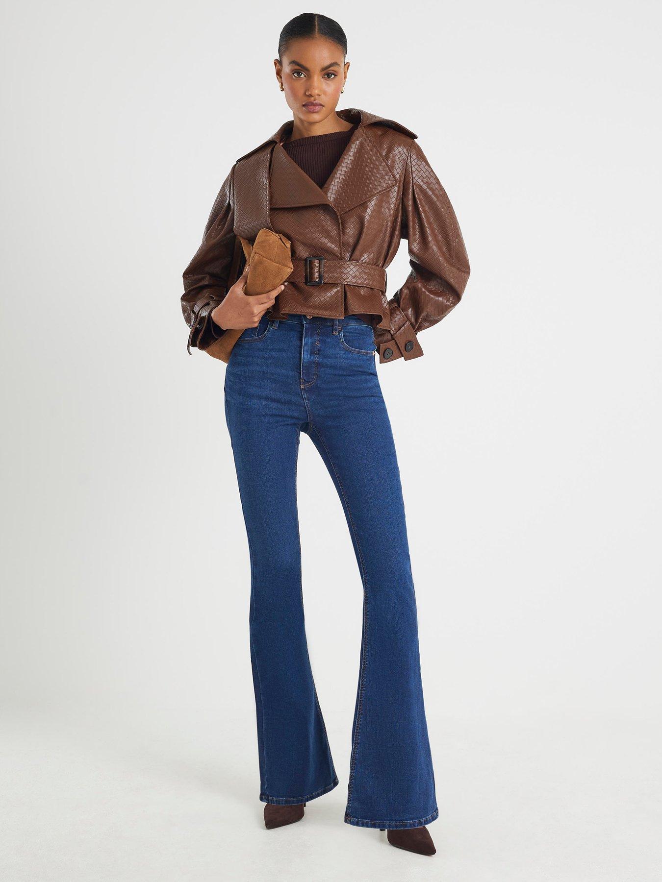 undefined Sculpt Flare Britney Jeans - Blue