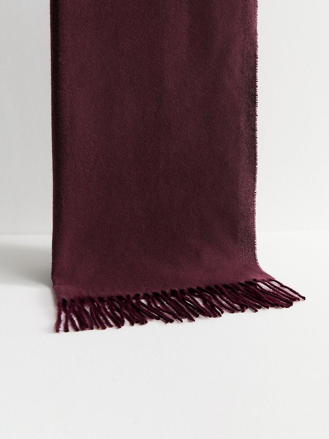New Look Burgundy Long Fringed Midweight Knit Scarf