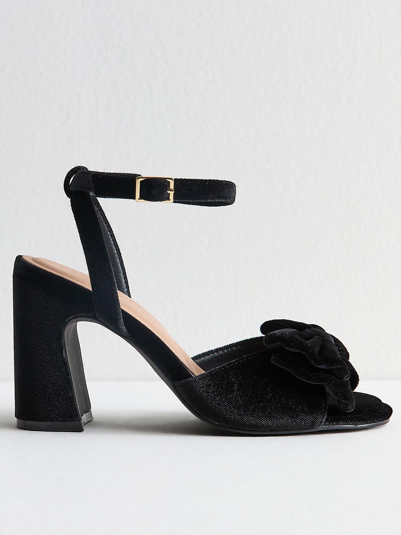New Look Wide Fit Black Velvet Bow Block Heel Sandals